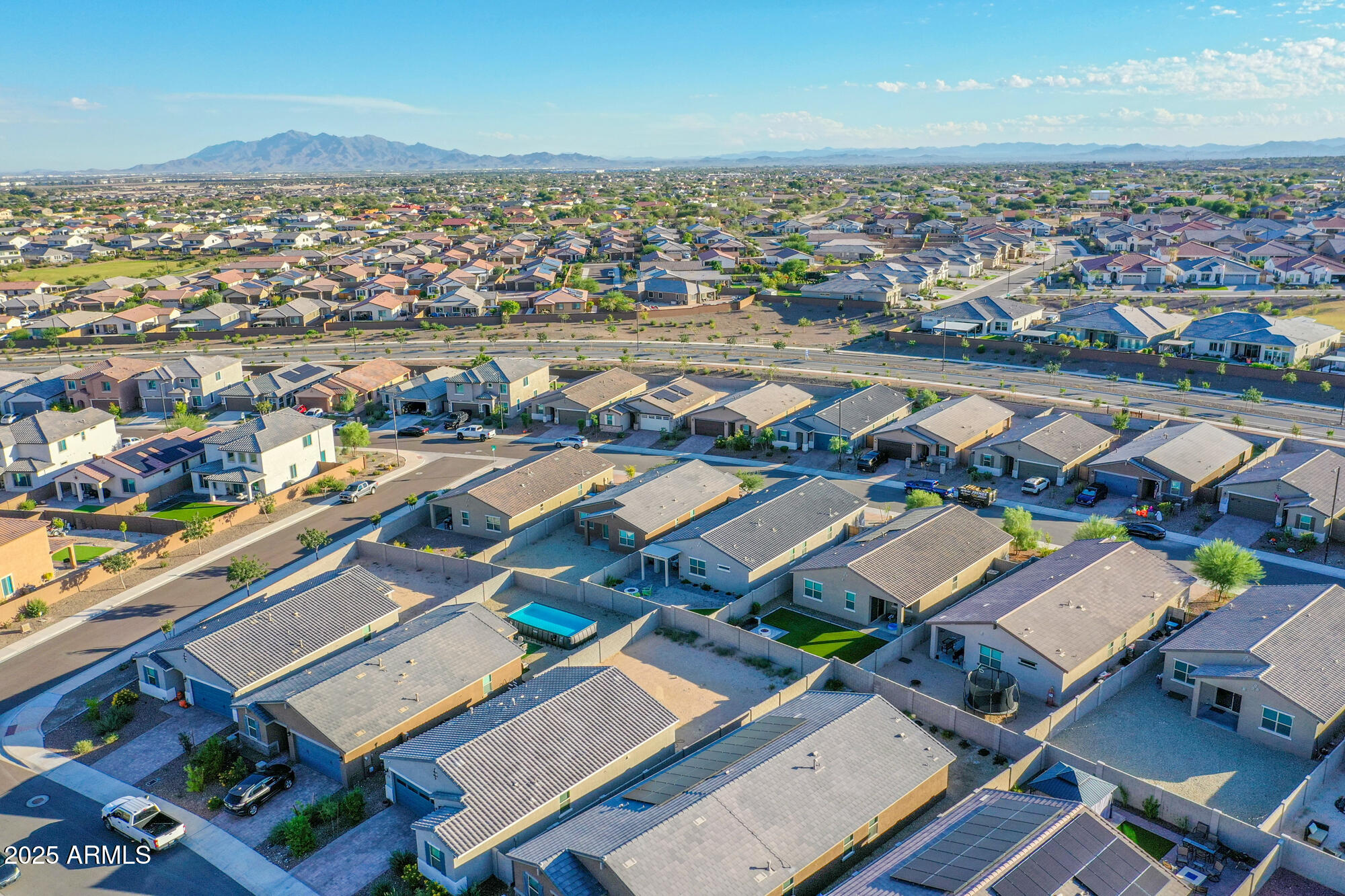 Litchfield Park, Arizona 85340, United States, 4 Bedrooms Bedrooms, ,3 BathroomsBathrooms,Residential,Active,232585
