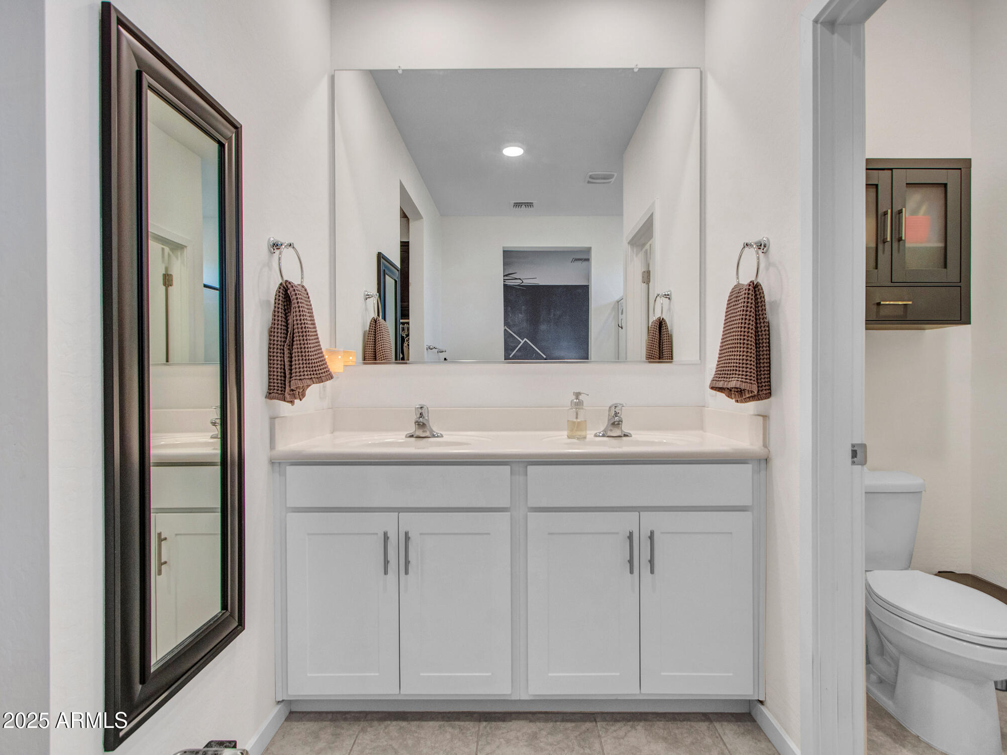 Litchfield Park, Arizona 85340, United States, 4 Bedrooms Bedrooms, ,3 BathroomsBathrooms,Residential,Active,232585