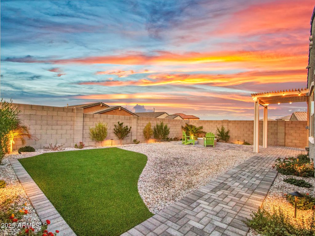 Photo of 19916 W Badgett Lane, Litchfield Park, AZ 85340 (MLS # 6932893)