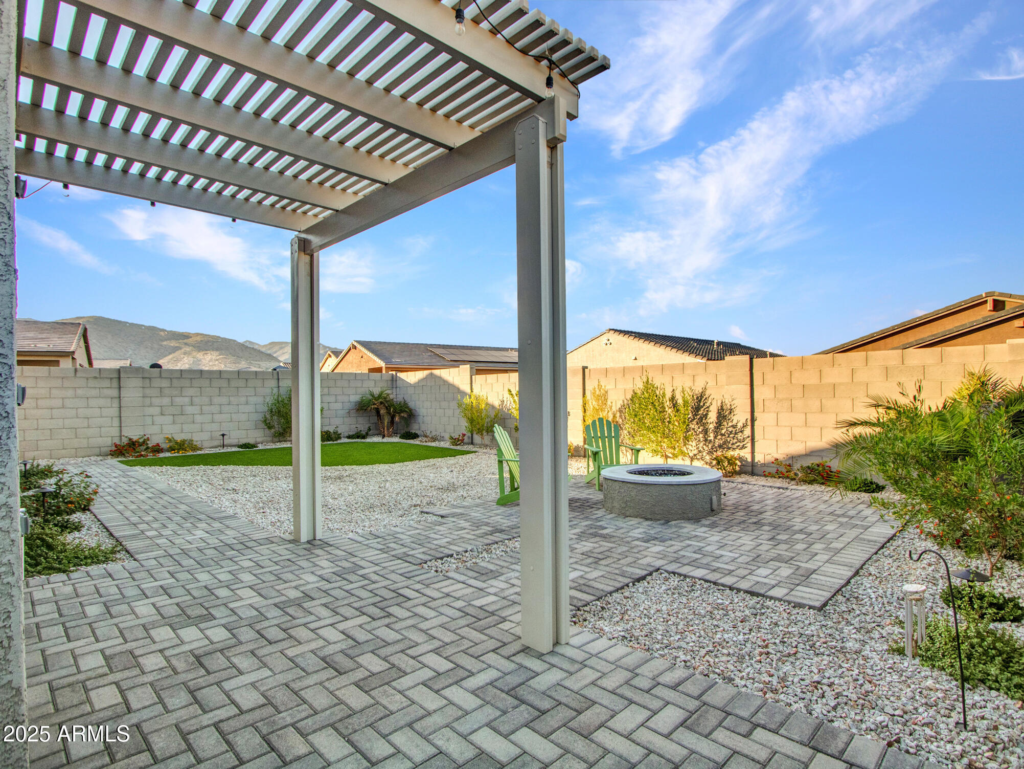 Litchfield Park, Arizona 85340, United States, 4 Bedrooms Bedrooms, ,3 BathroomsBathrooms,Residential,Active,232585