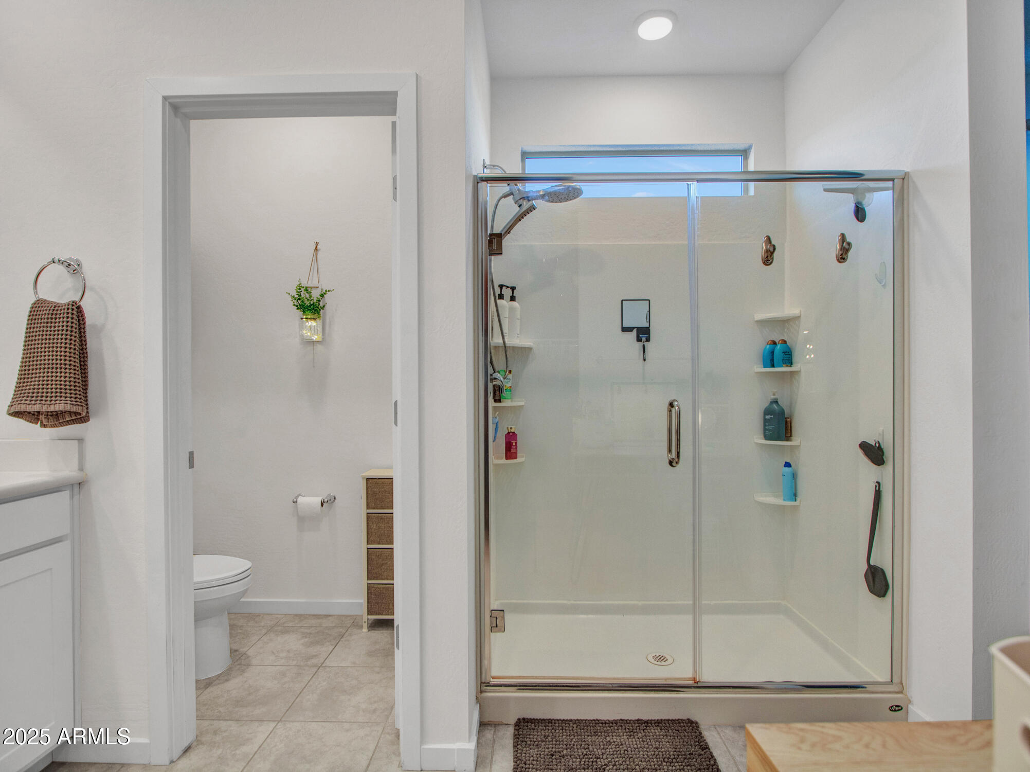 Litchfield Park, Arizona 85340, United States, 4 Bedrooms Bedrooms, ,3 BathroomsBathrooms,Residential,Active,232585