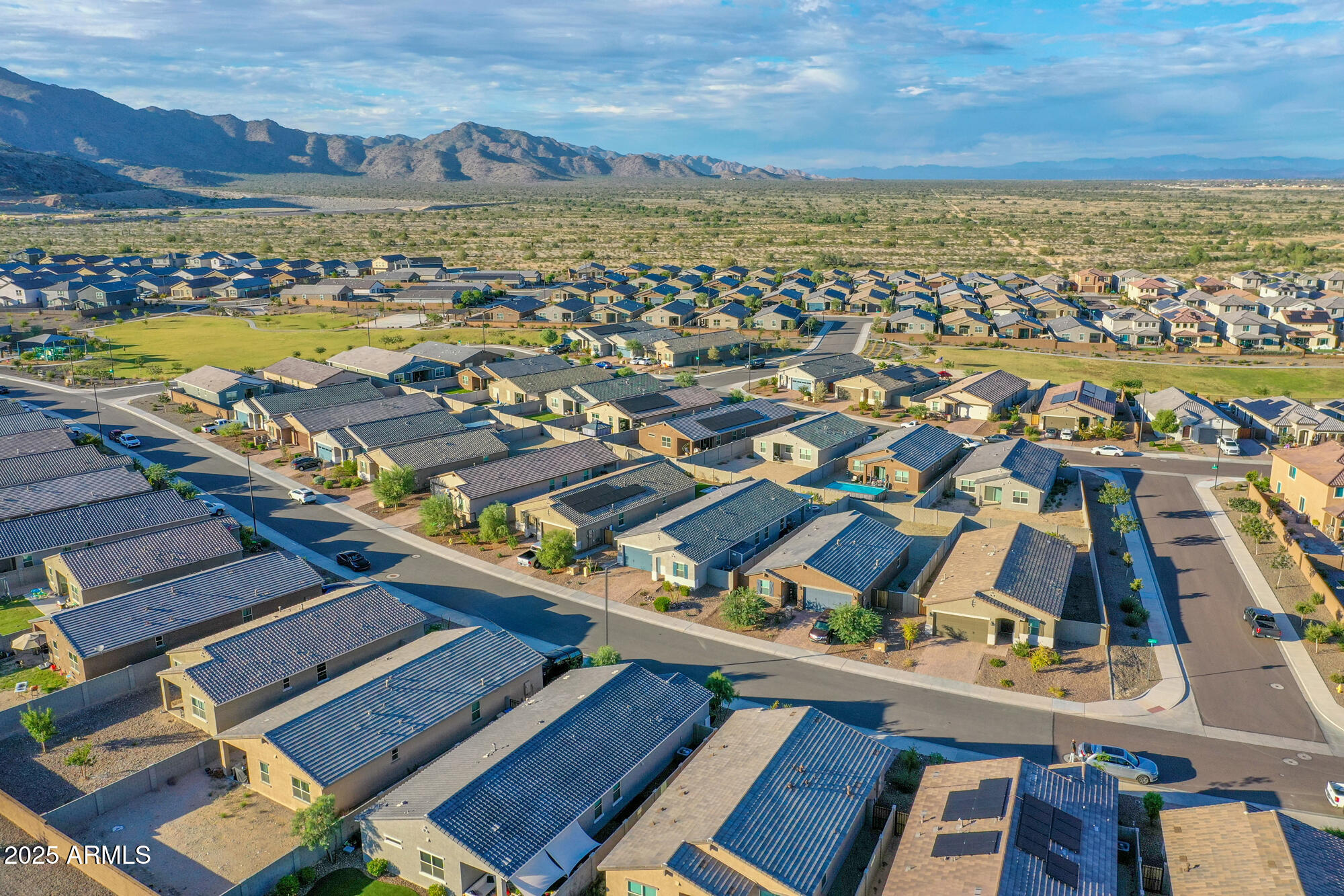 Litchfield Park, Arizona 85340, United States, 4 Bedrooms Bedrooms, ,3 BathroomsBathrooms,Residential,Active,232585