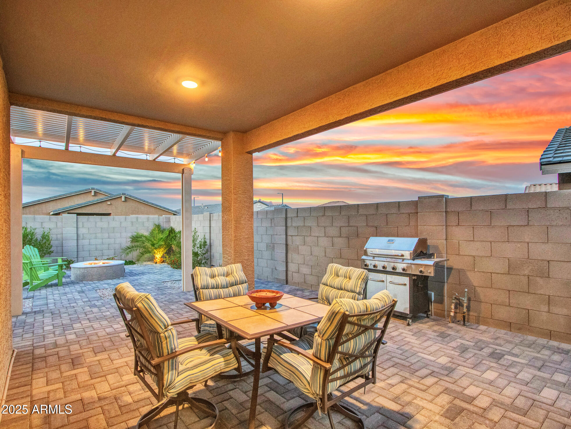 Litchfield Park, Arizona 85340, United States, 4 Bedrooms Bedrooms, ,3 BathroomsBathrooms,Residential,Active,232585