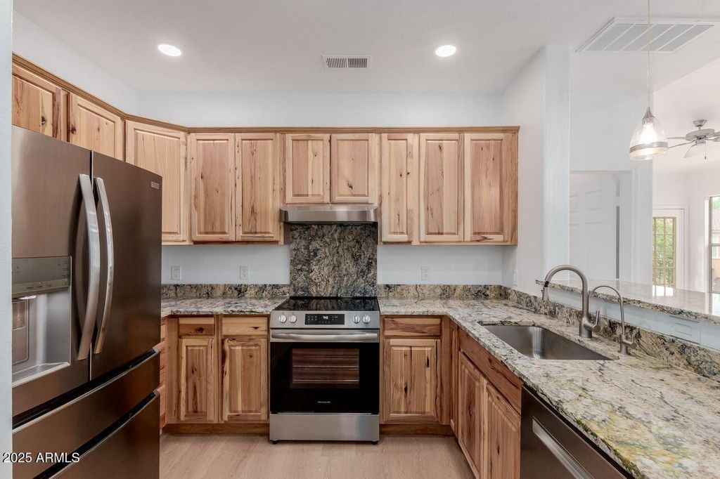 Photo of 14250 W Wigwam Boulevard #2121, Litchfield Park, AZ 85340 (MLS # 6913591)