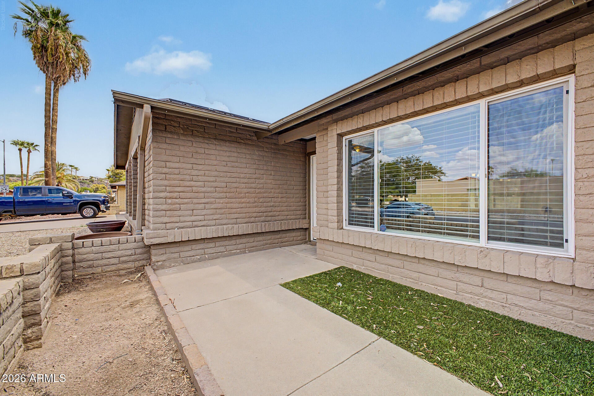 1831 W EVANS Drive