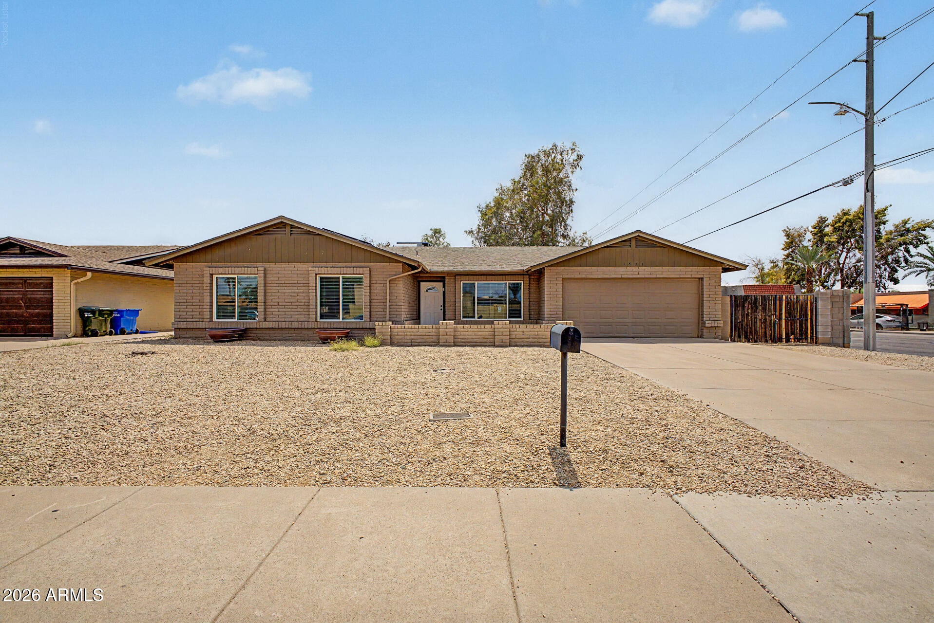 1831 W EVANS Drive