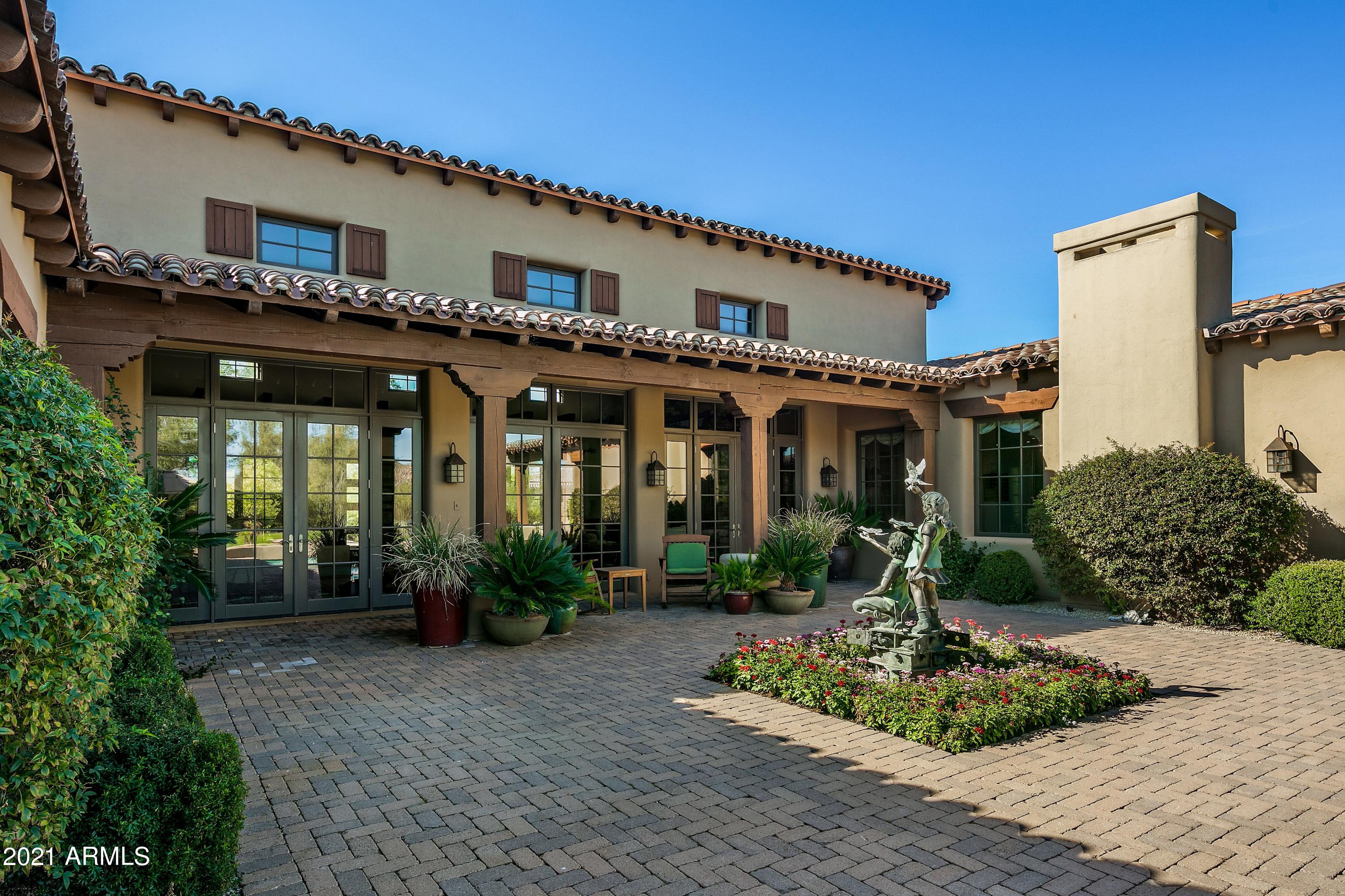 WHISPER ROCK UNIT 1 - Residential