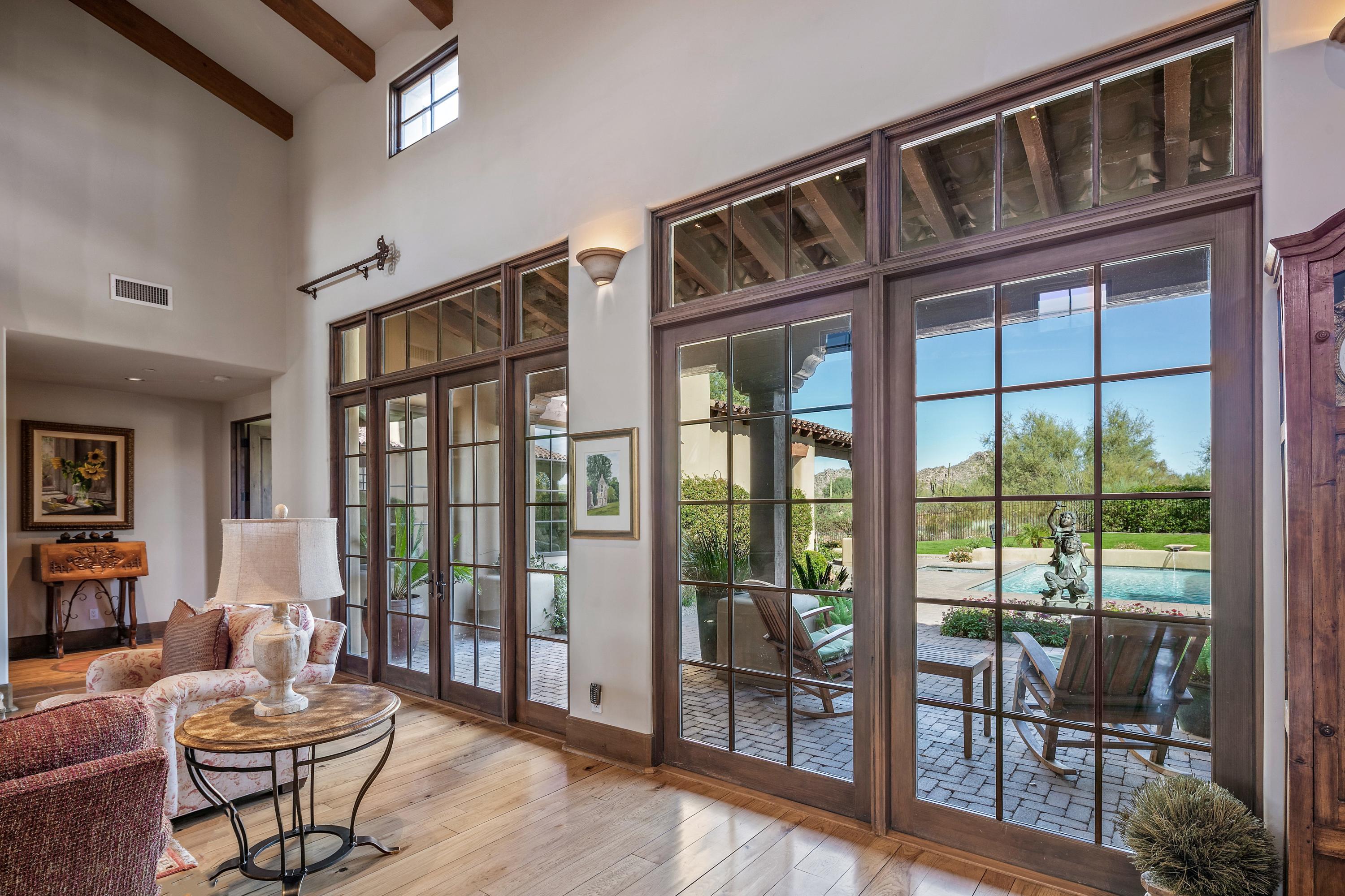 WHISPER ROCK UNIT 1 - Residential