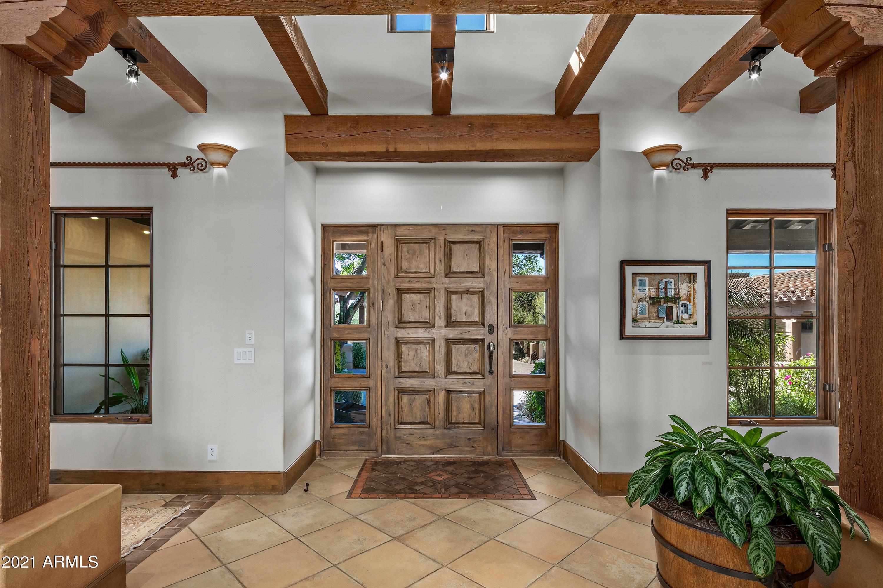 WHISPER ROCK UNIT 1 - Residential