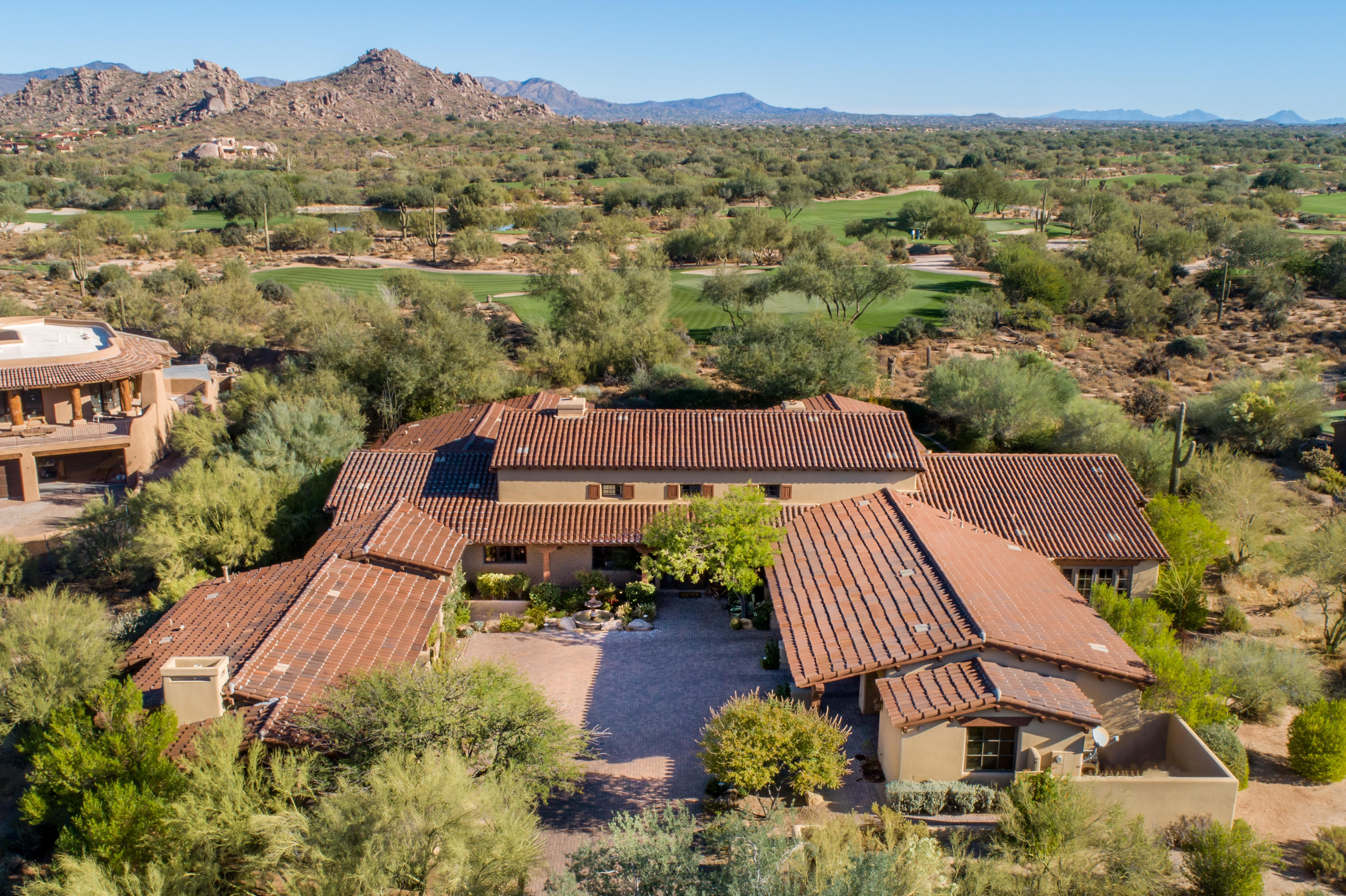 WHISPER ROCK UNIT 1 - Residential