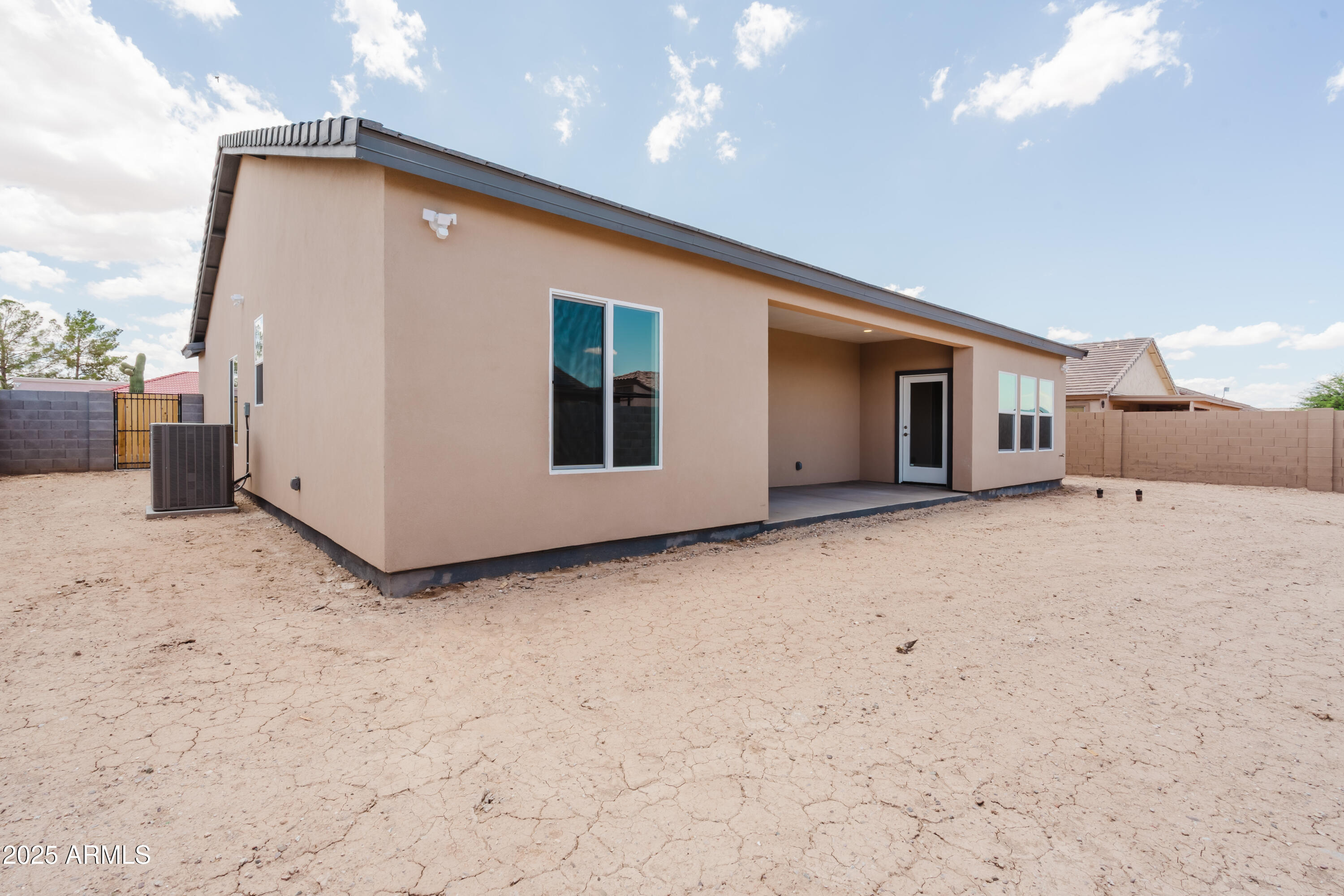 9080 W SAN LAZARO Drive