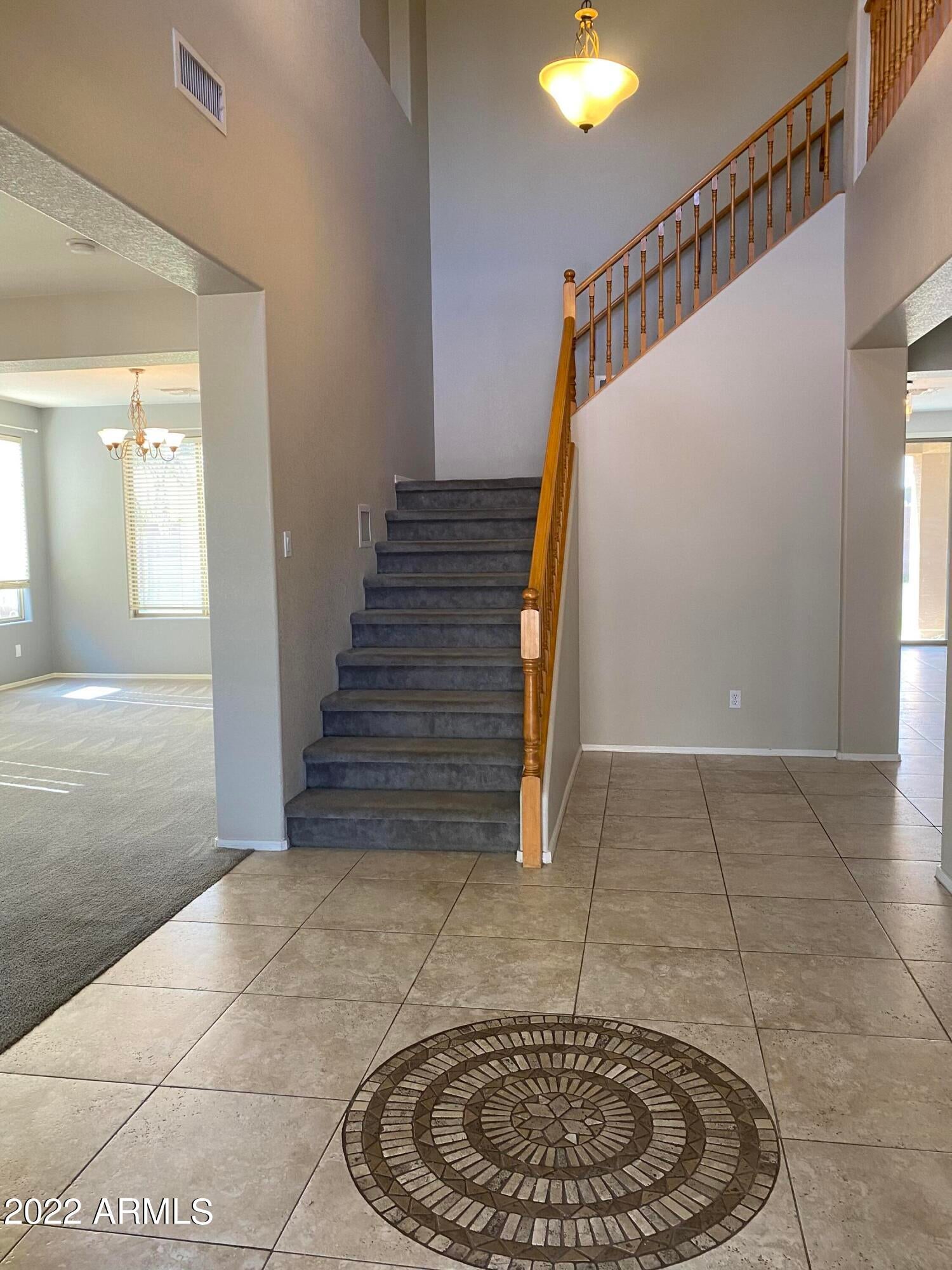 18686 E MOCKINGBIRD Drive