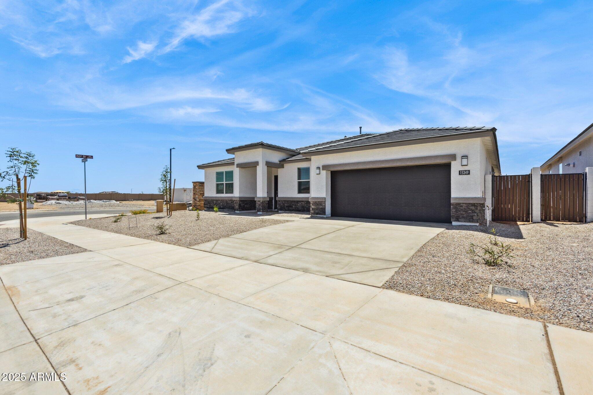15349 W COTTONTAIL Lane
