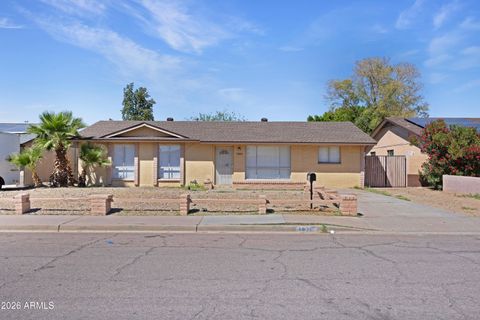 Photo of 1826 W Behrend Drive, Phoenix, AZ 85027 (MLS # 7013885)