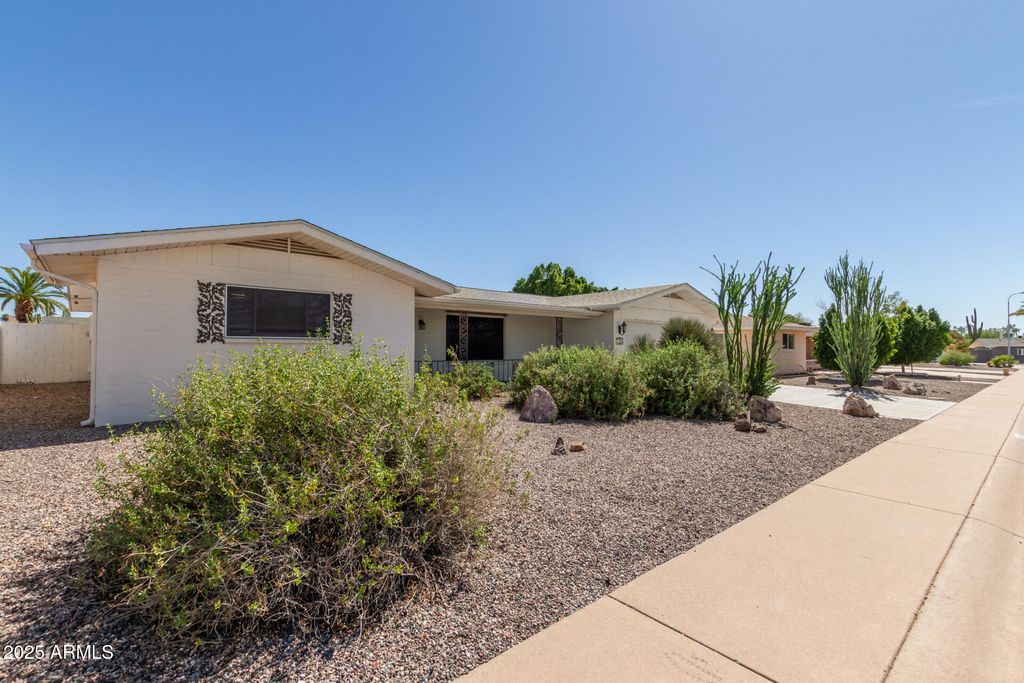 Photo of 243 N 61st Place, Mesa, AZ 85205 (MLS # 6930578)