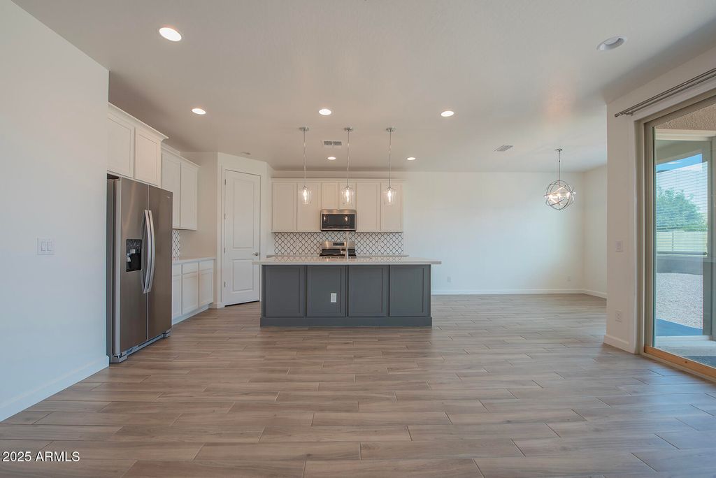 Photo of 13411 W Lariat Lane, Peoria, AZ 85383 (MLS # 6975465)