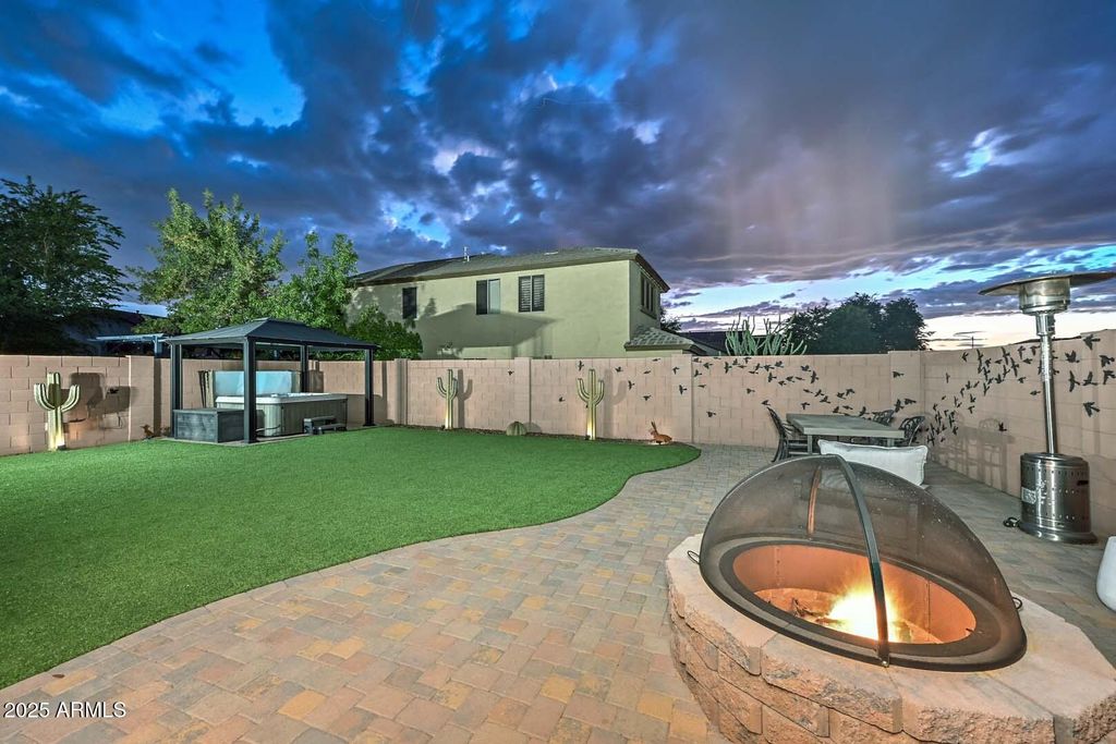 Photo of 26480 N 68th Drive, Peoria, AZ 85383 (MLS # 6931710)