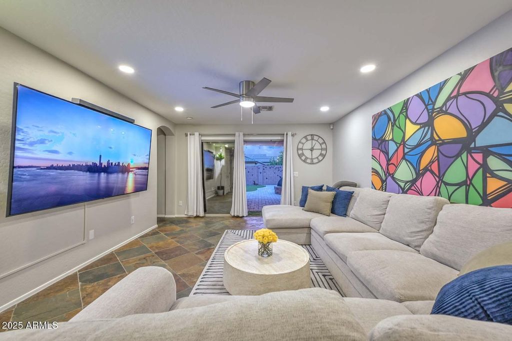 Photo of 26480 N 68th Drive, Peoria, AZ 85383 (MLS # 6931710)