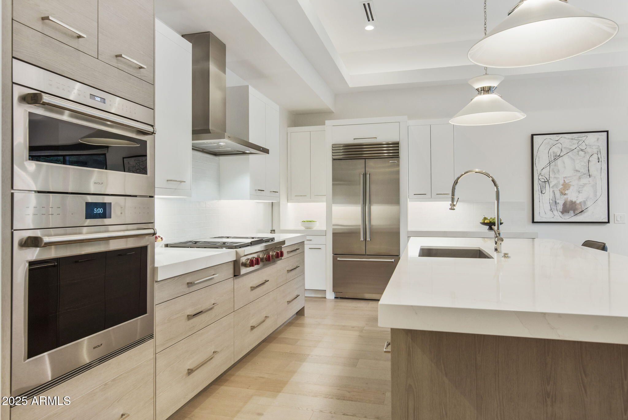 3045 E COOLIDGE Street