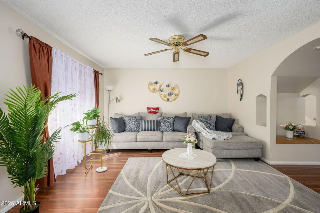 Photo of 14426 N 58th Drive, Glendale, AZ 85306 (MLS # 6920022)