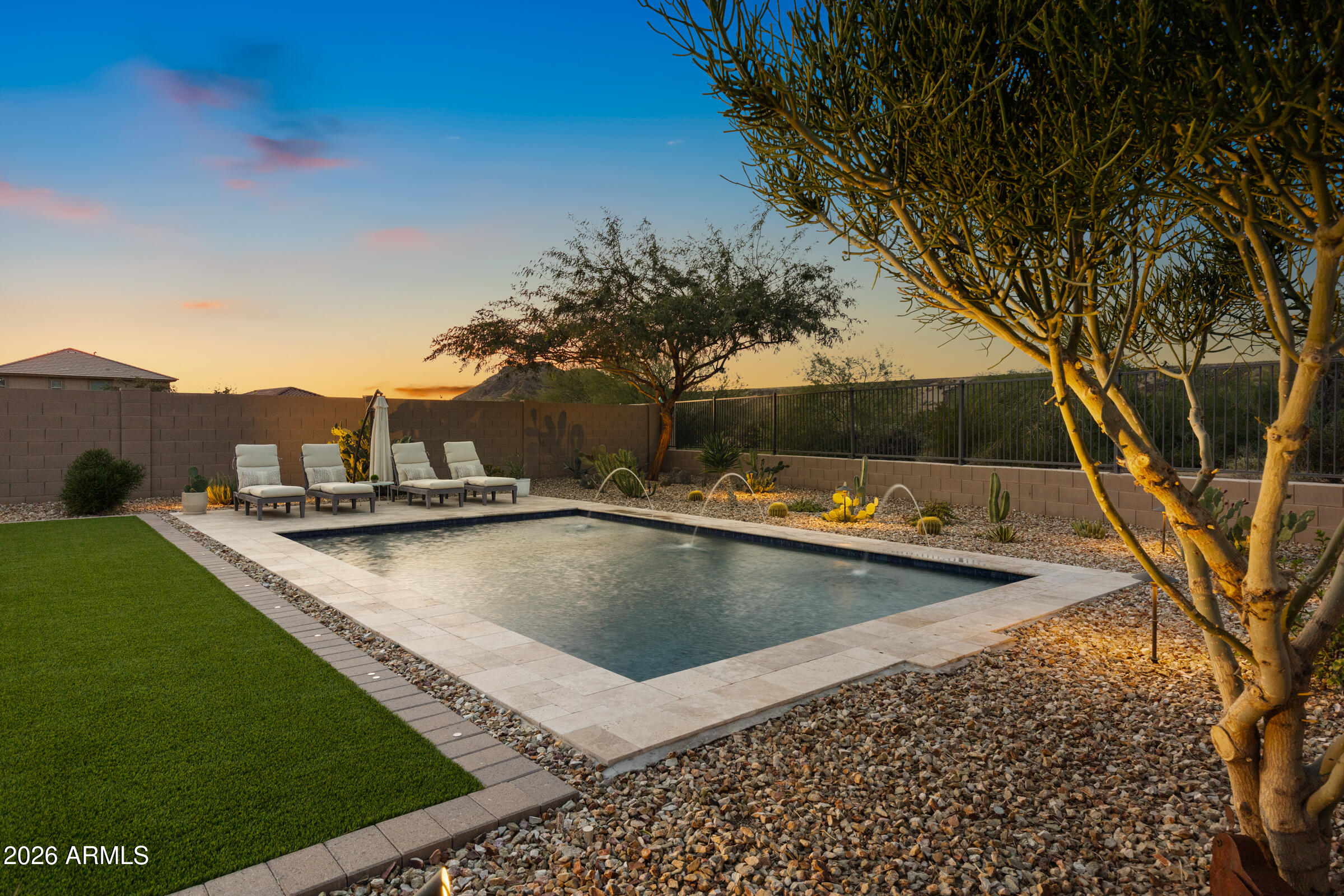 7676 W FETLOCK Trail