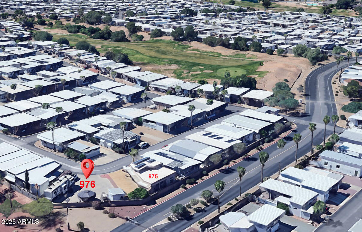 17200 W BELL Road 976