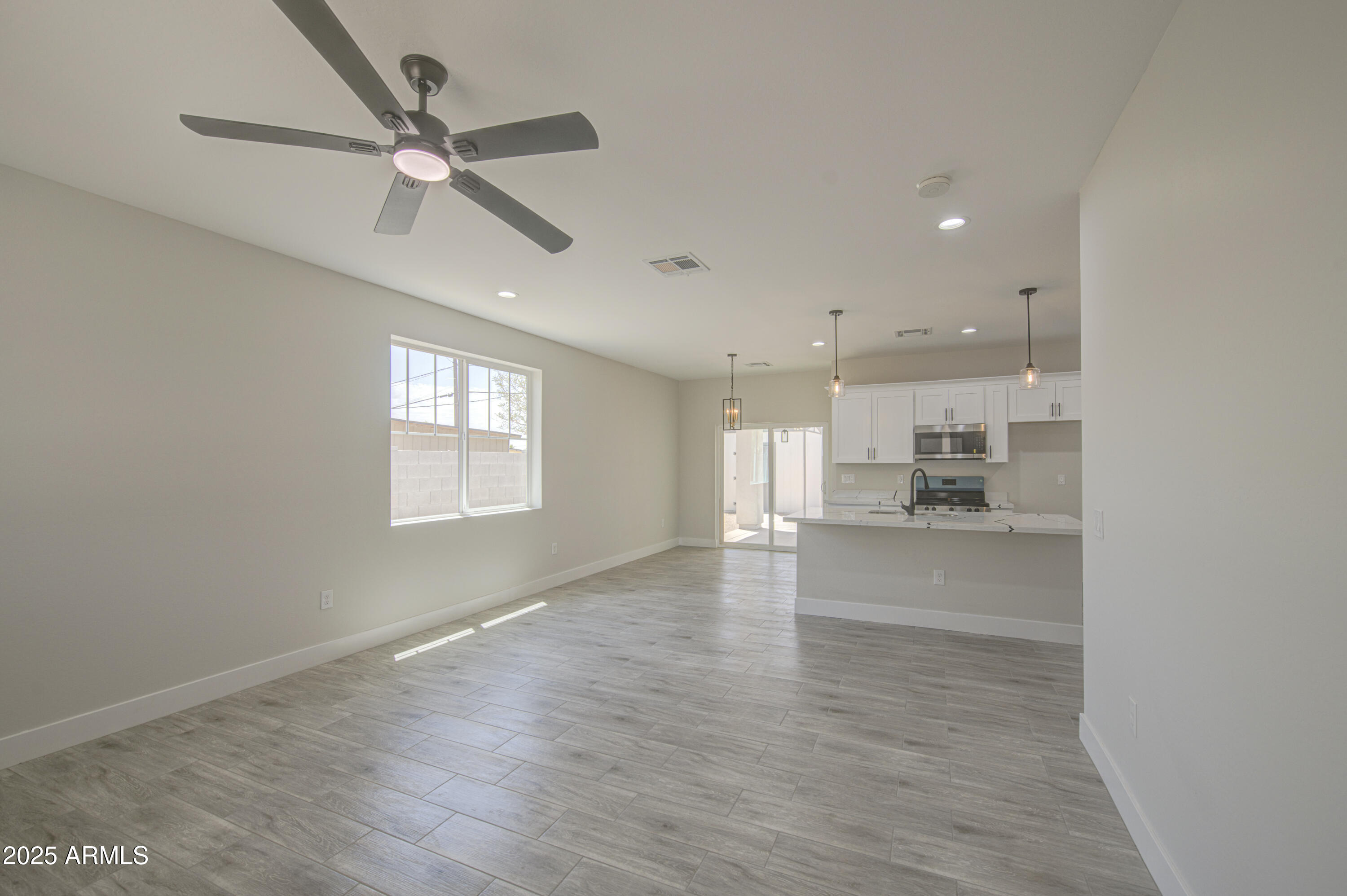 9401 W CORONADO Drive