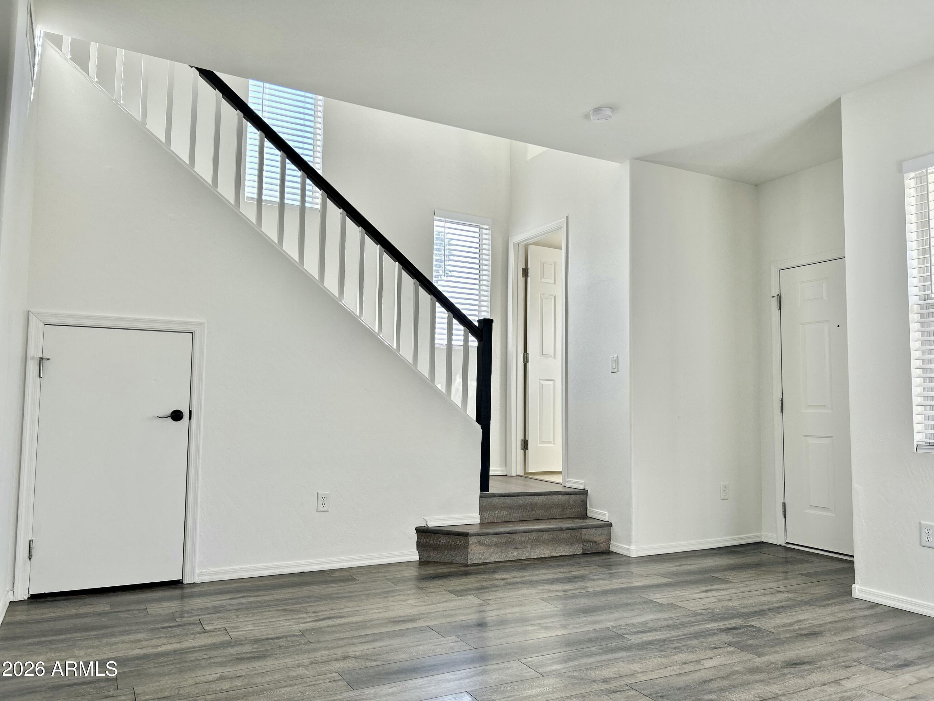 8750 E LINDNER Avenue