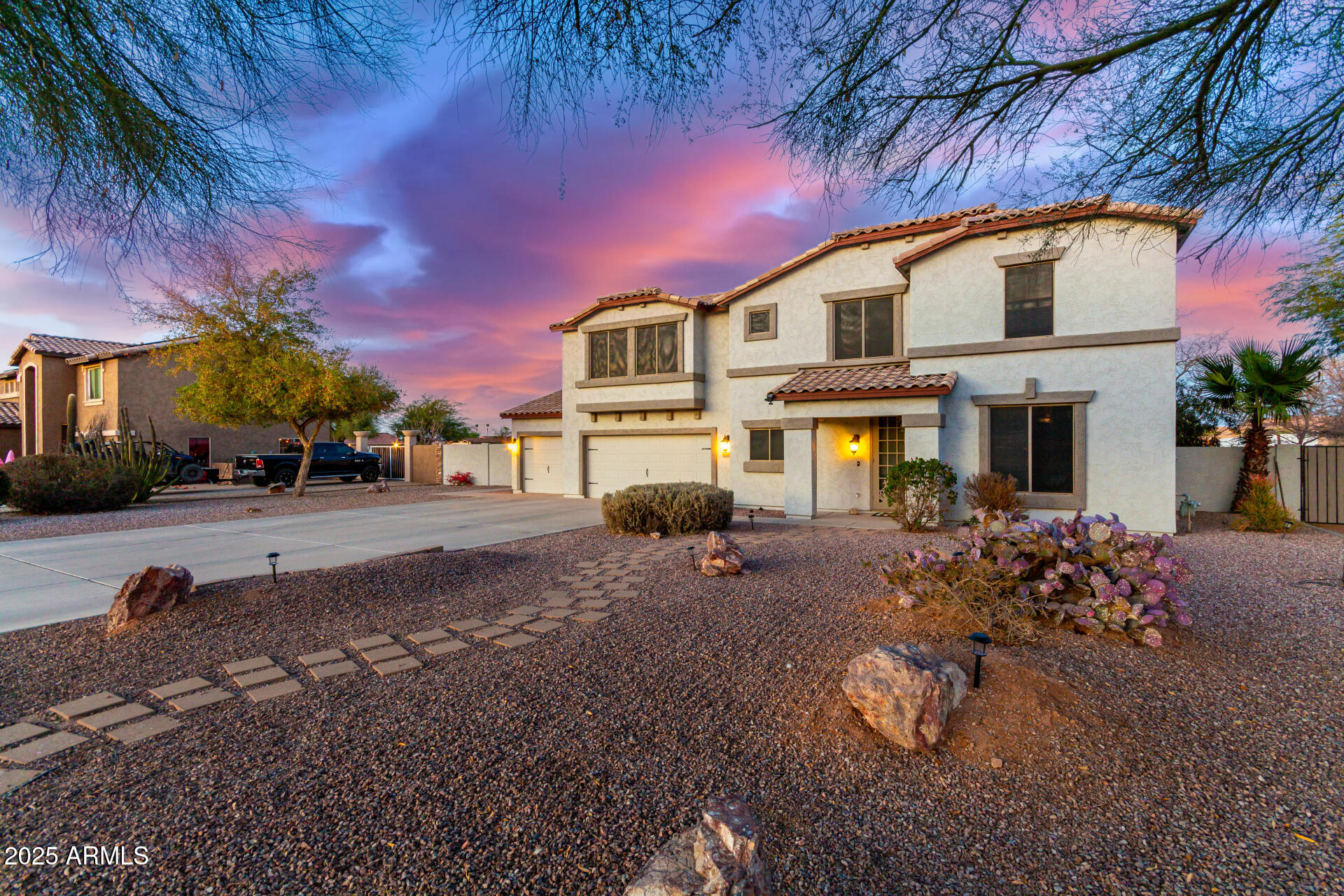31301 N SUNFLOWER Way