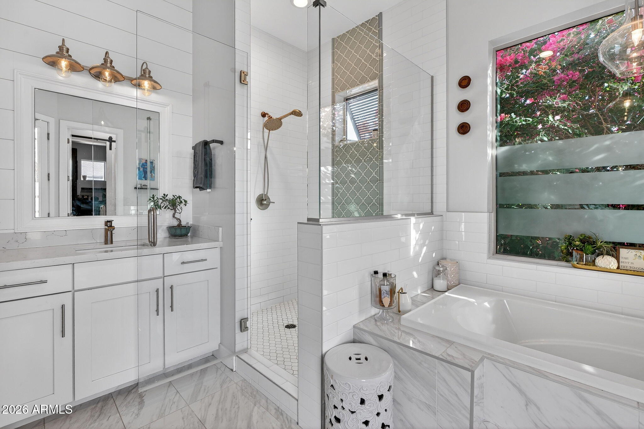 ENCANTO PASEO - Residential