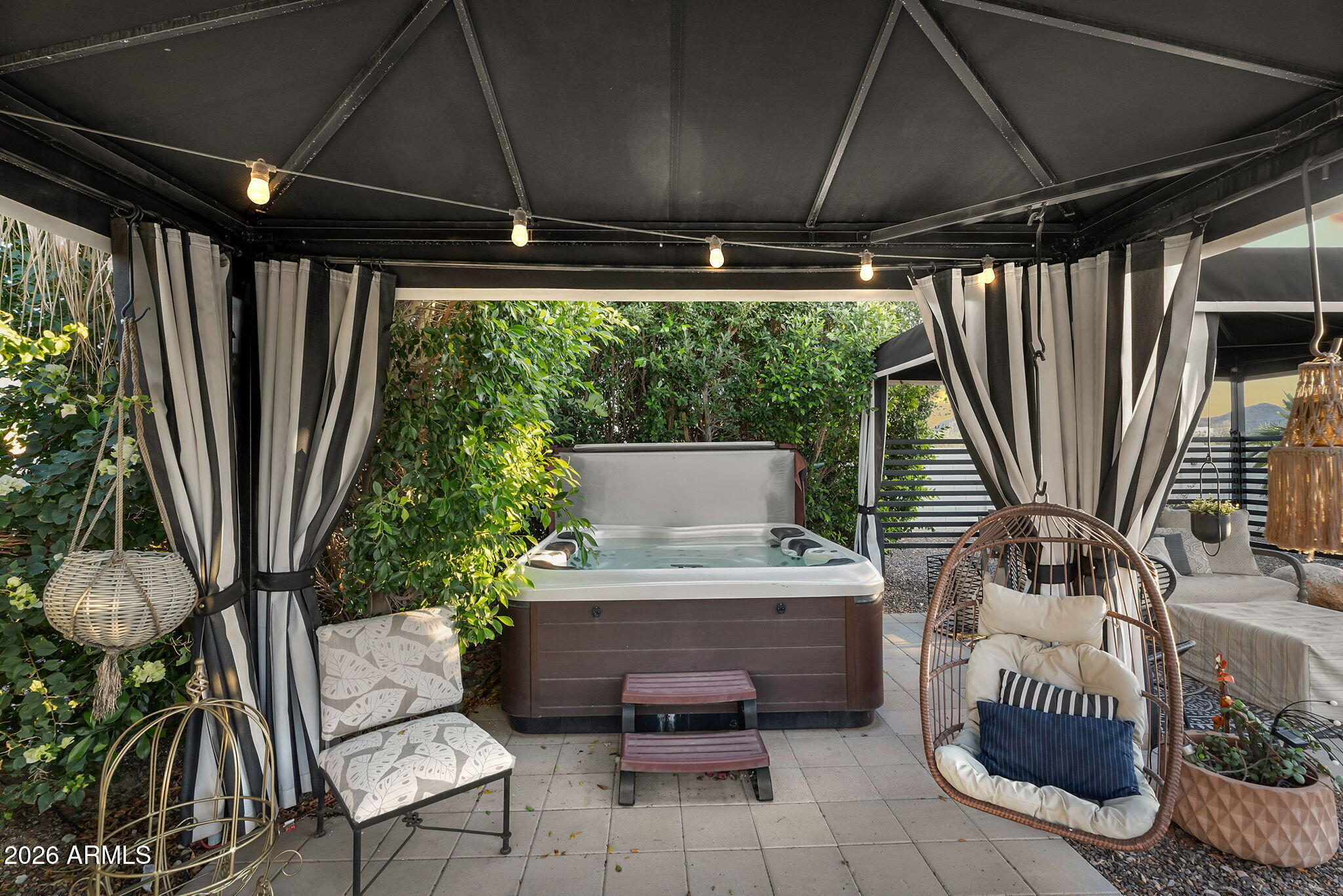 ENCANTO PASEO - Residential