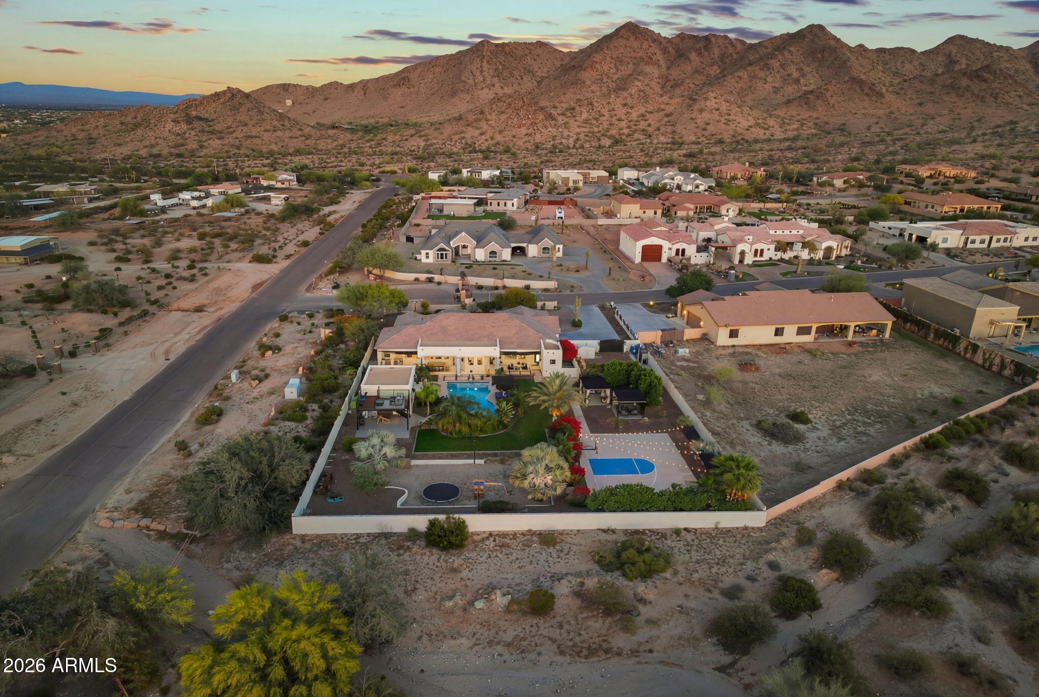 ENCANTO PASEO - Residential