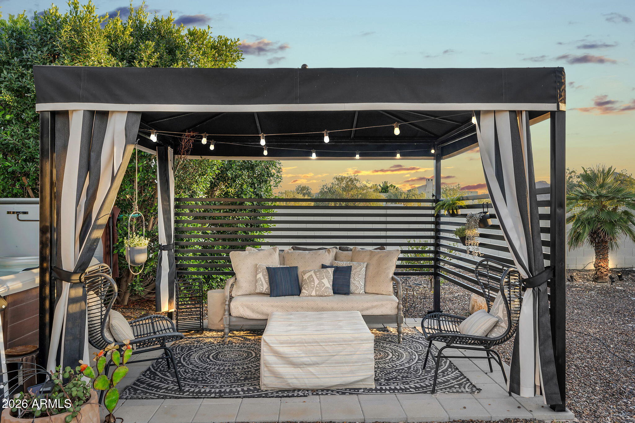 ENCANTO PASEO - Residential