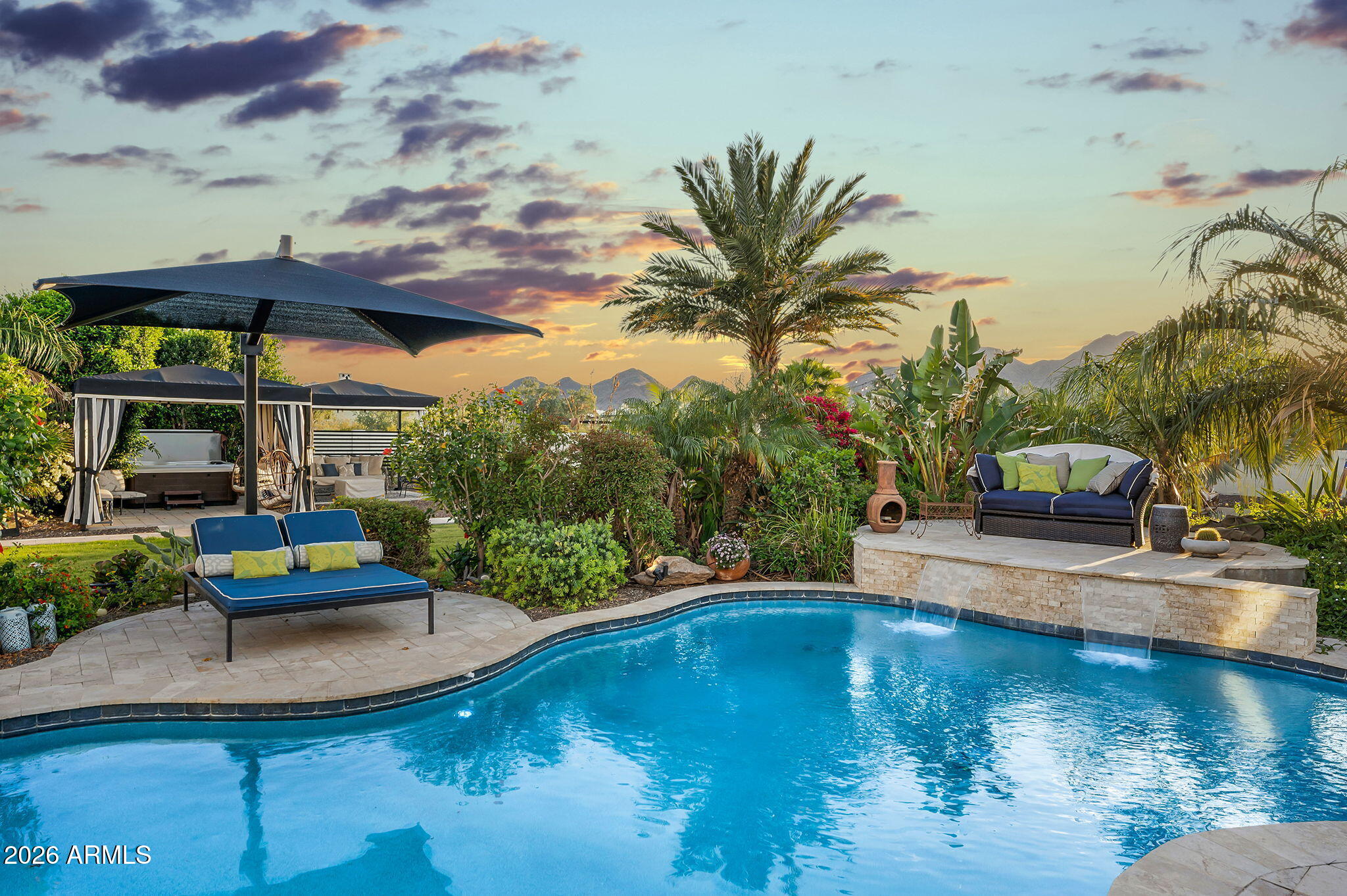 ENCANTO PASEO - Residential