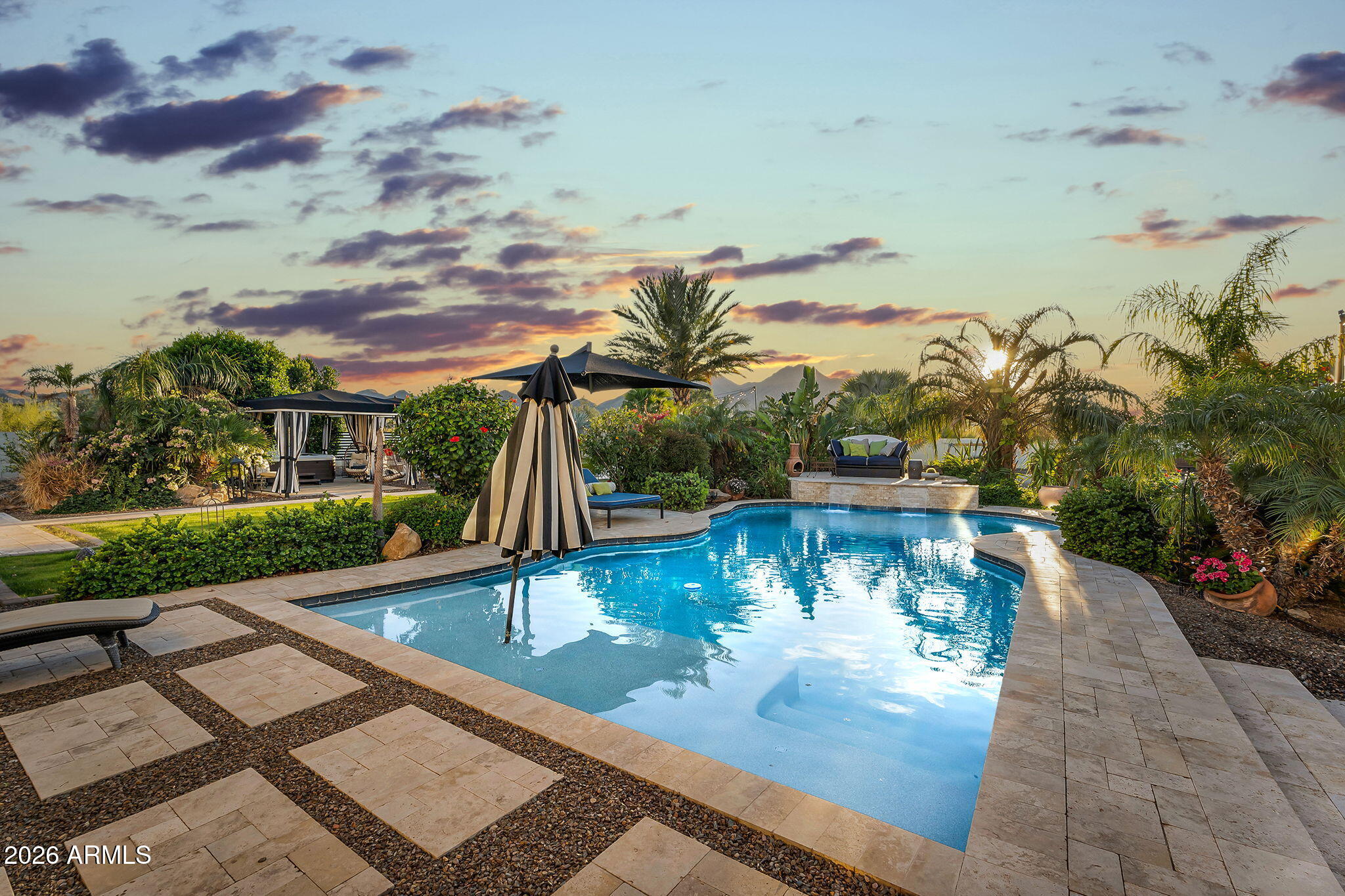 ENCANTO PASEO - Residential