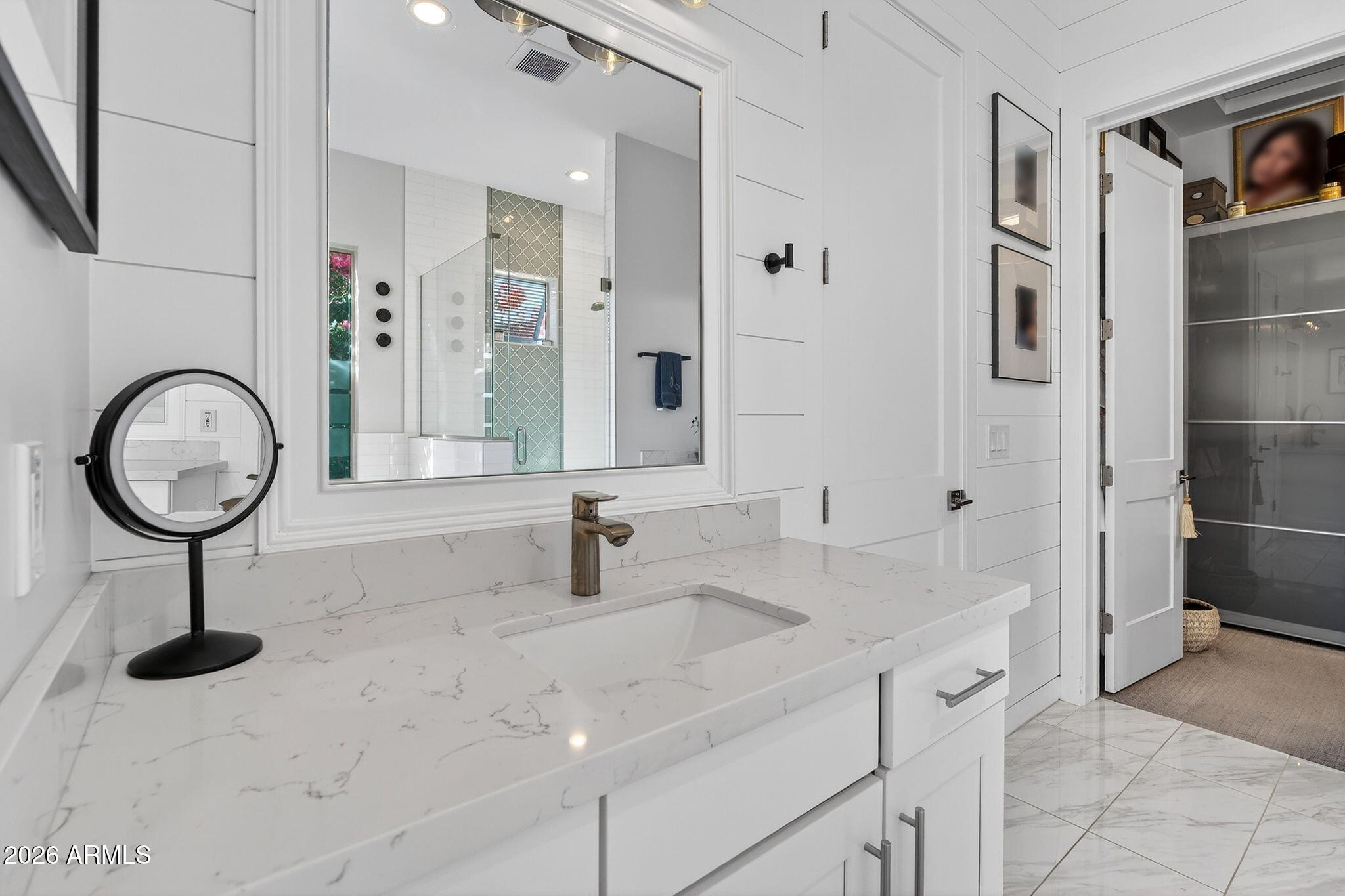 ENCANTO PASEO - Residential