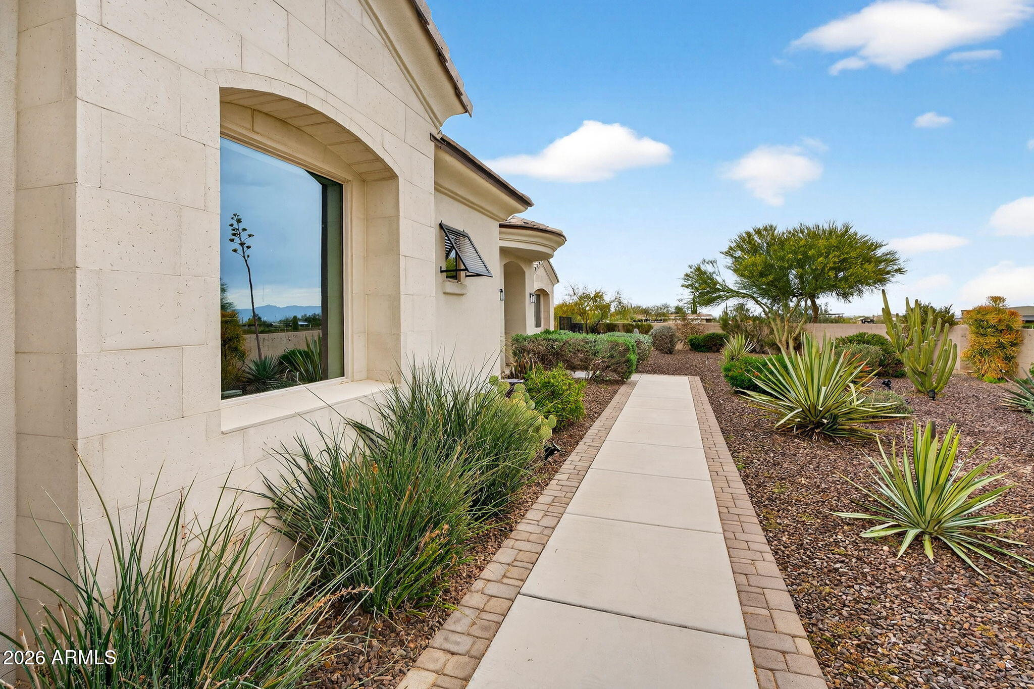 ENCANTO PASEO - Residential