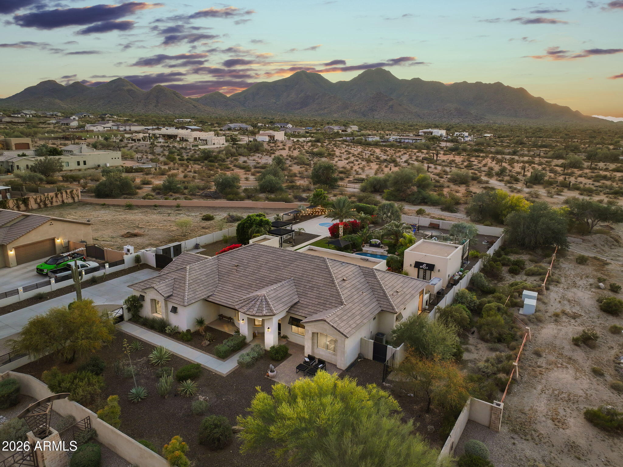 ENCANTO PASEO - Residential
