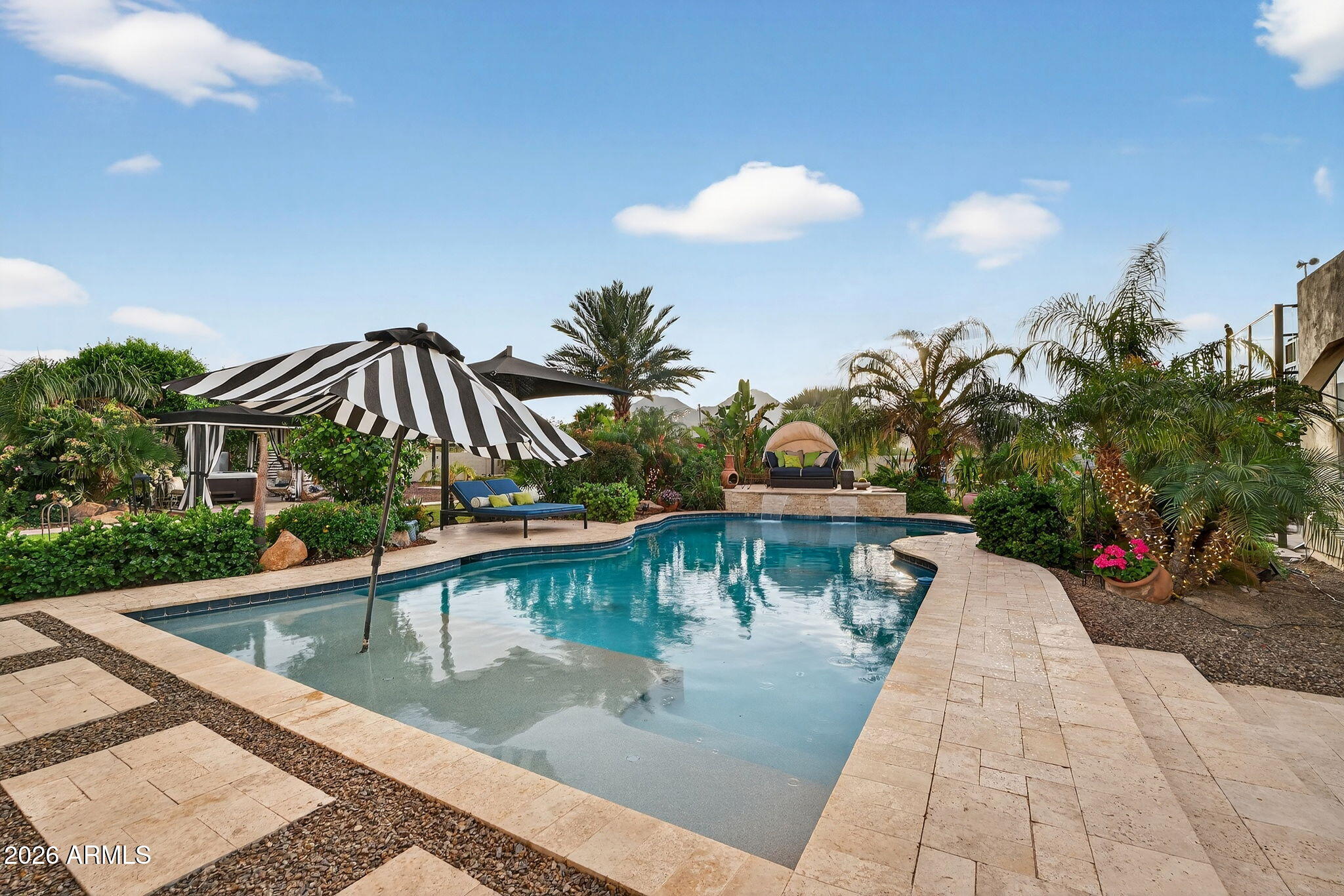 ENCANTO PASEO - Residential
