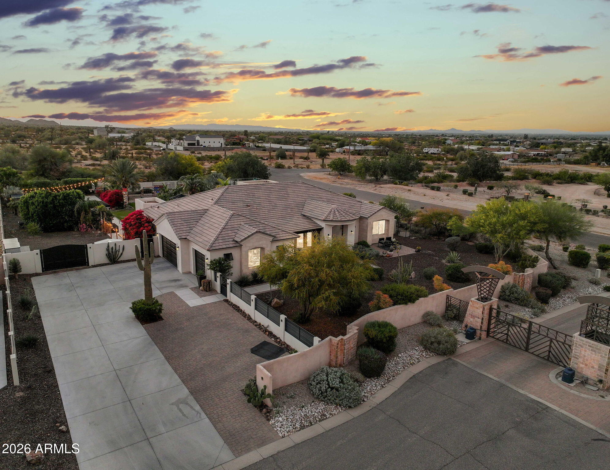 ENCANTO PASEO - Residential