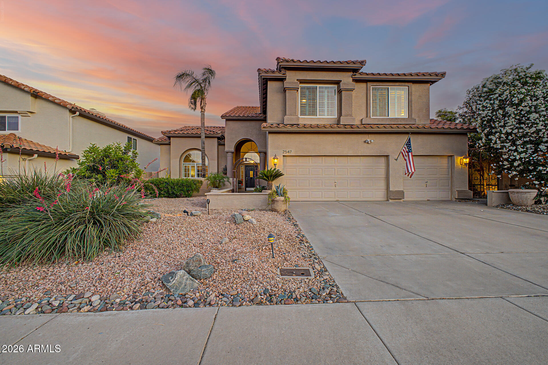 2547 E AMBER RIDGE Way