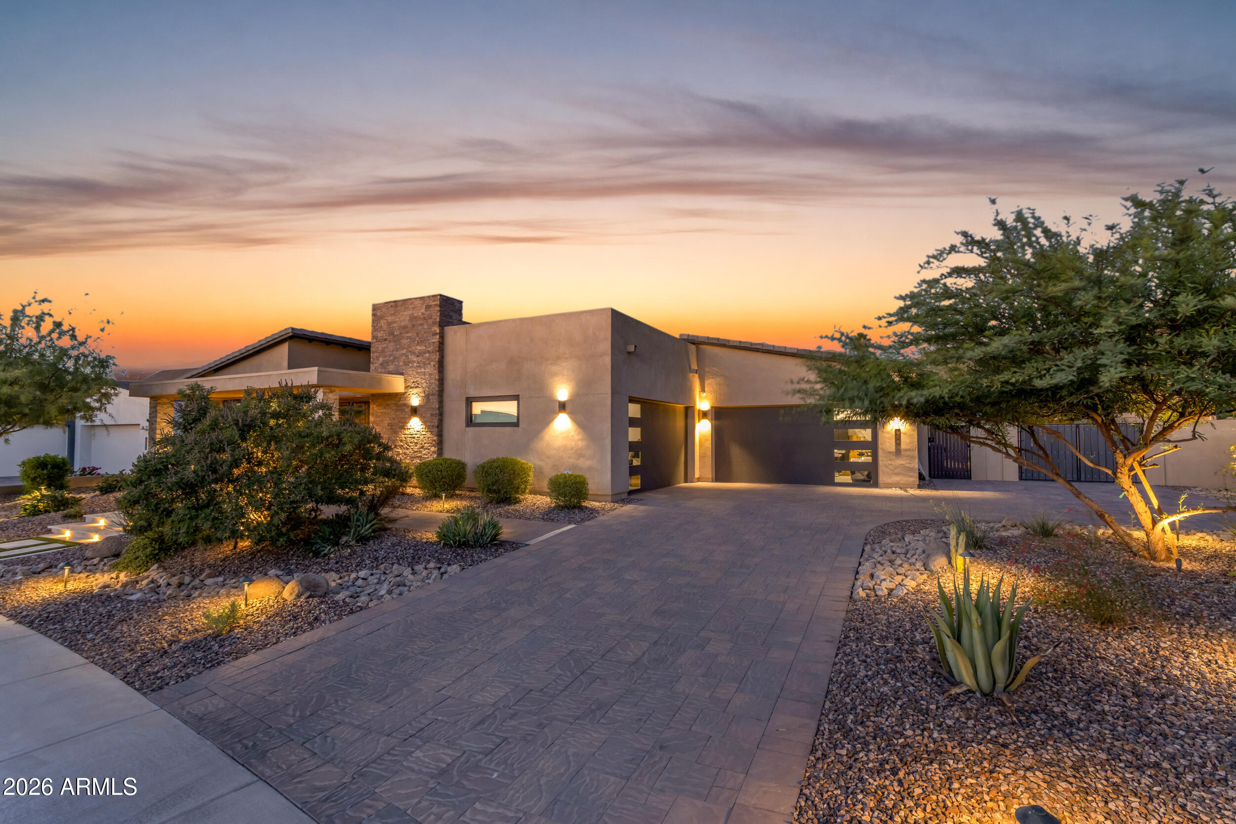 9519 S 13TH Way