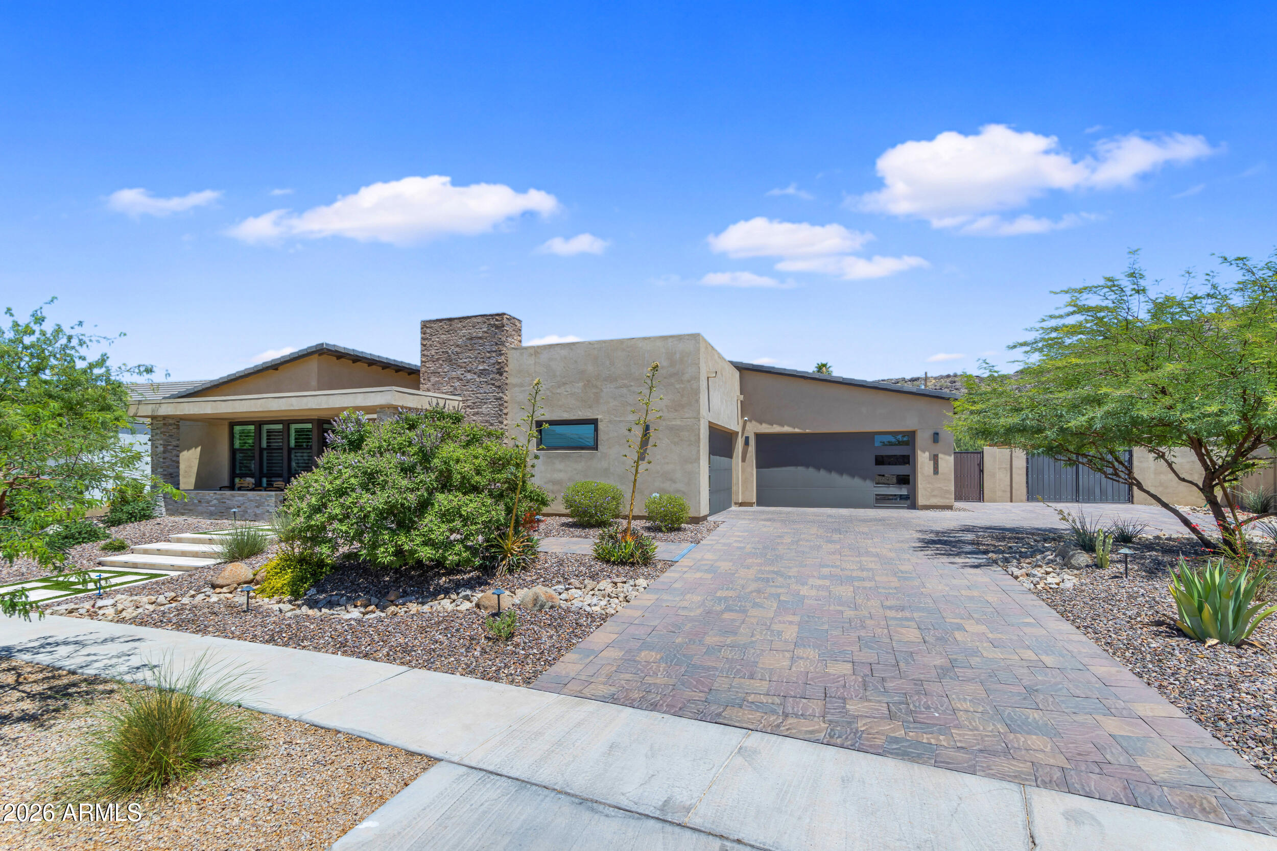9519 S 13TH Way