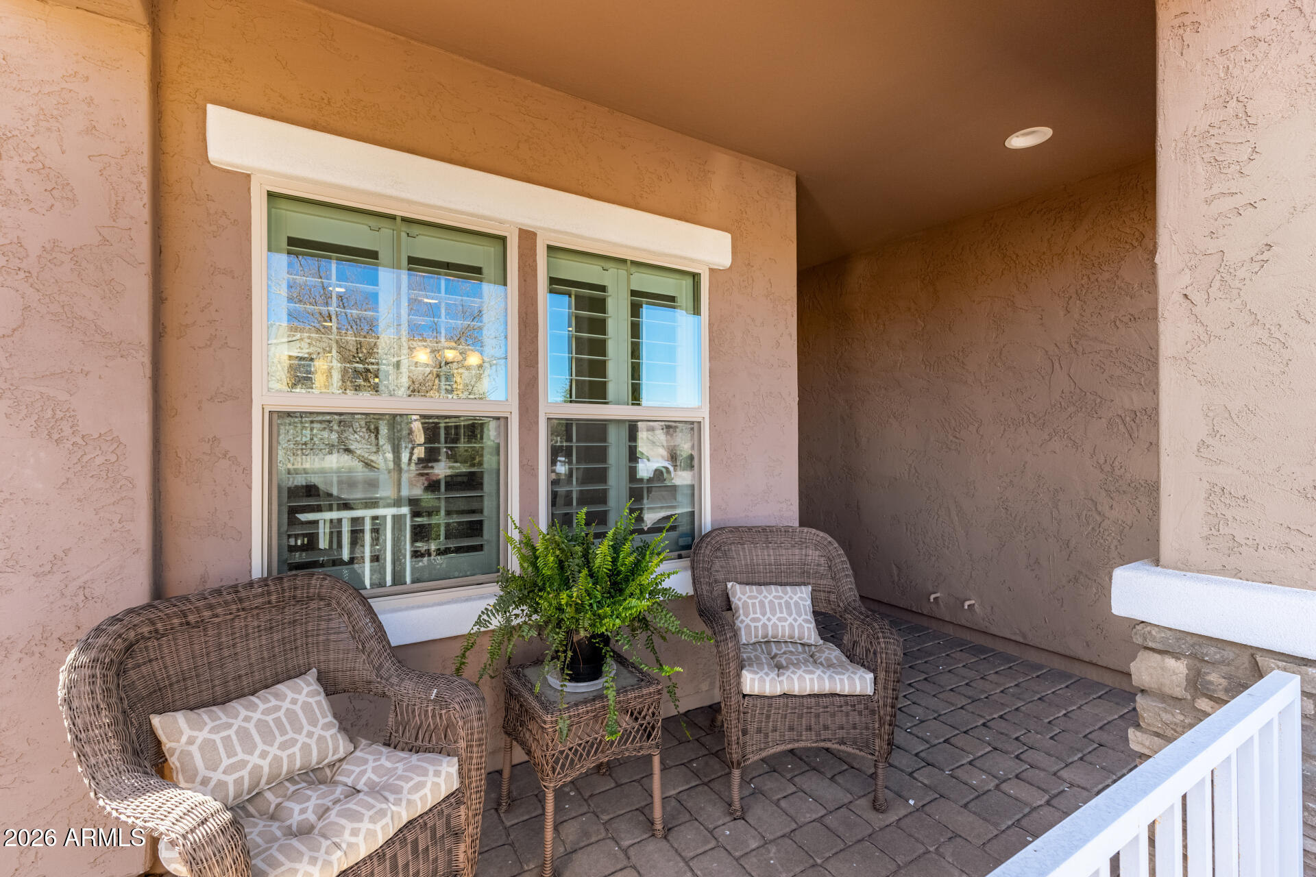 2445 E FLINTLOCK Drive