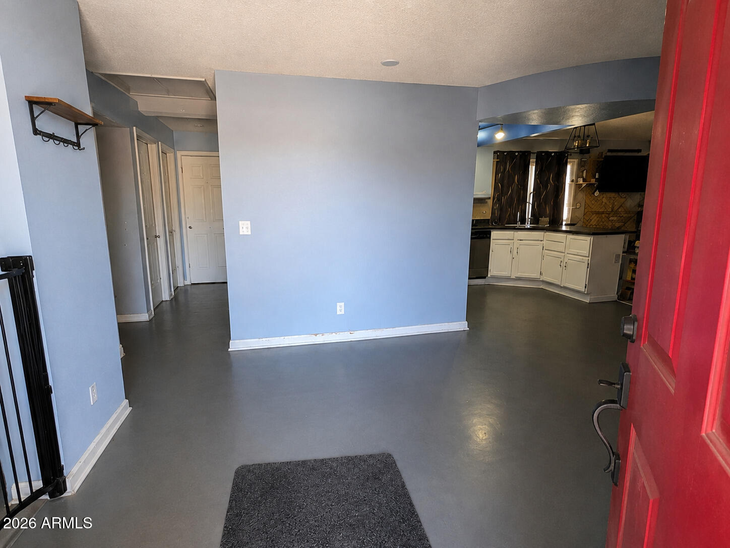 7839 W CANTERBURY Drive