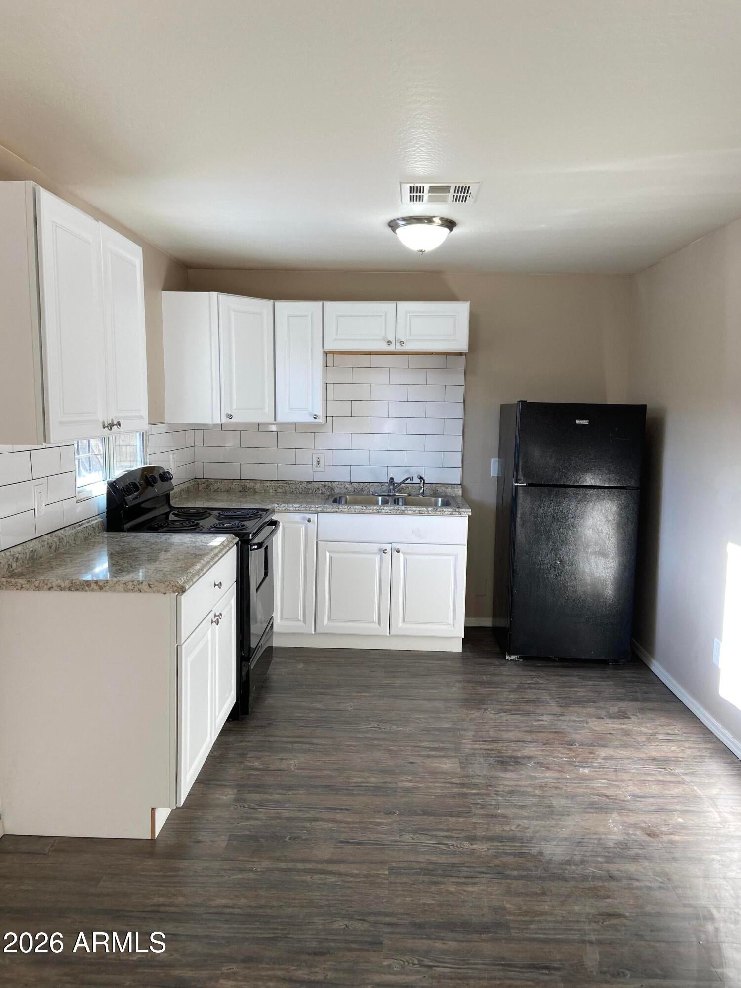 1597 W MOUNTAIN VIEW Road