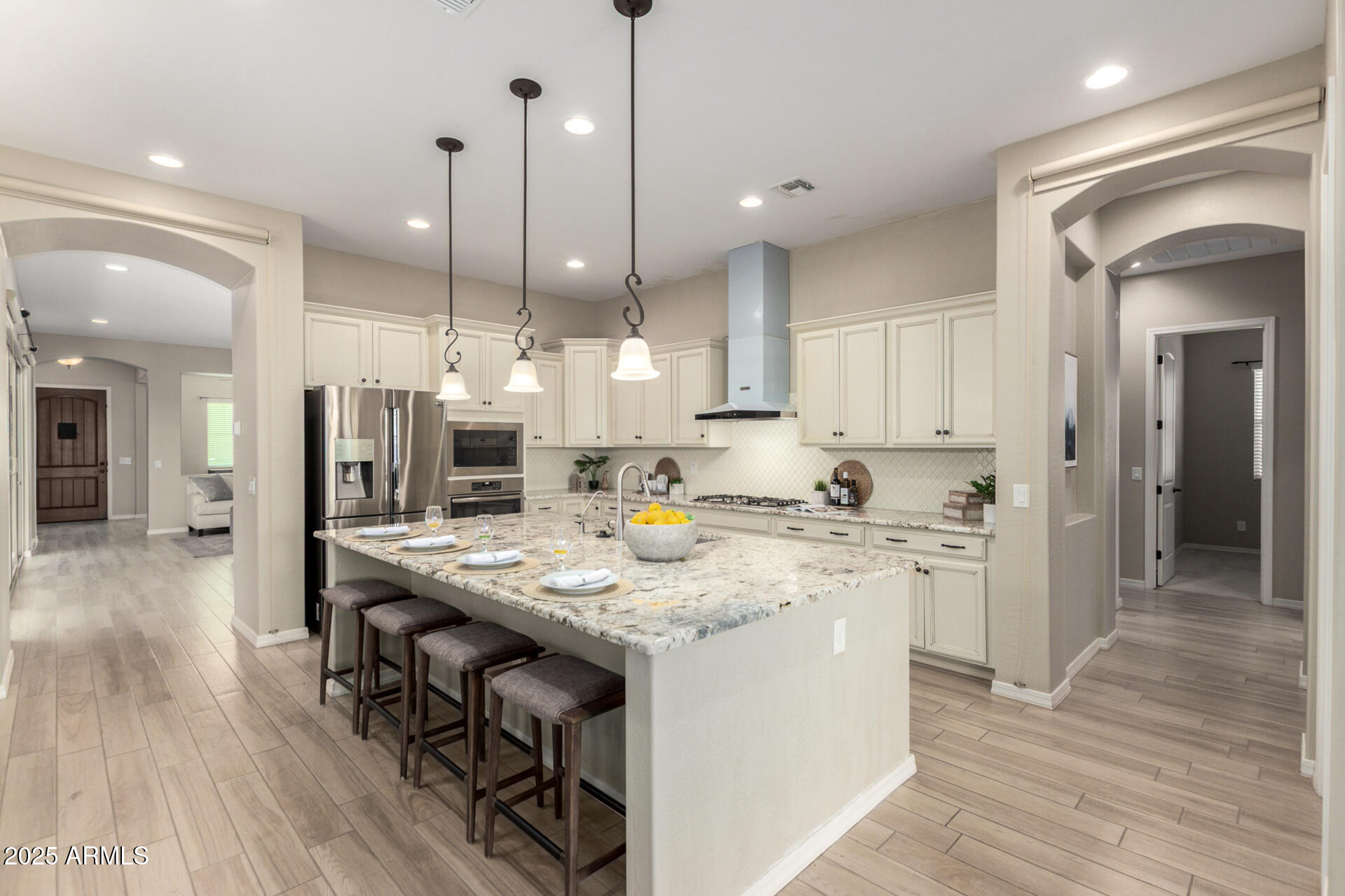 2811 S JEFFRY Street