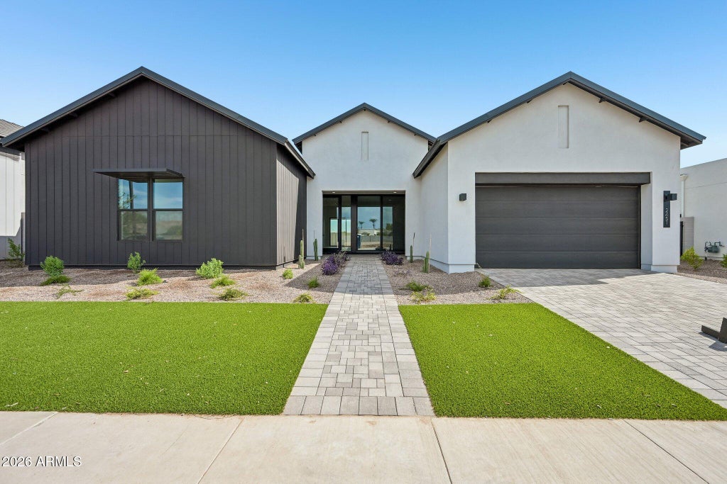 Photo of 2451 E Aquarius Place, Chandler, AZ 85249 (MLS # 7080052)