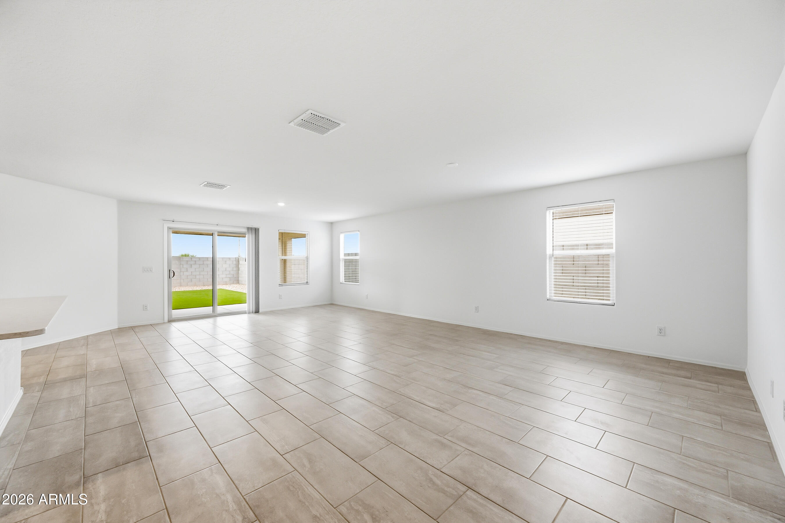 24661 W JESSICA Lane