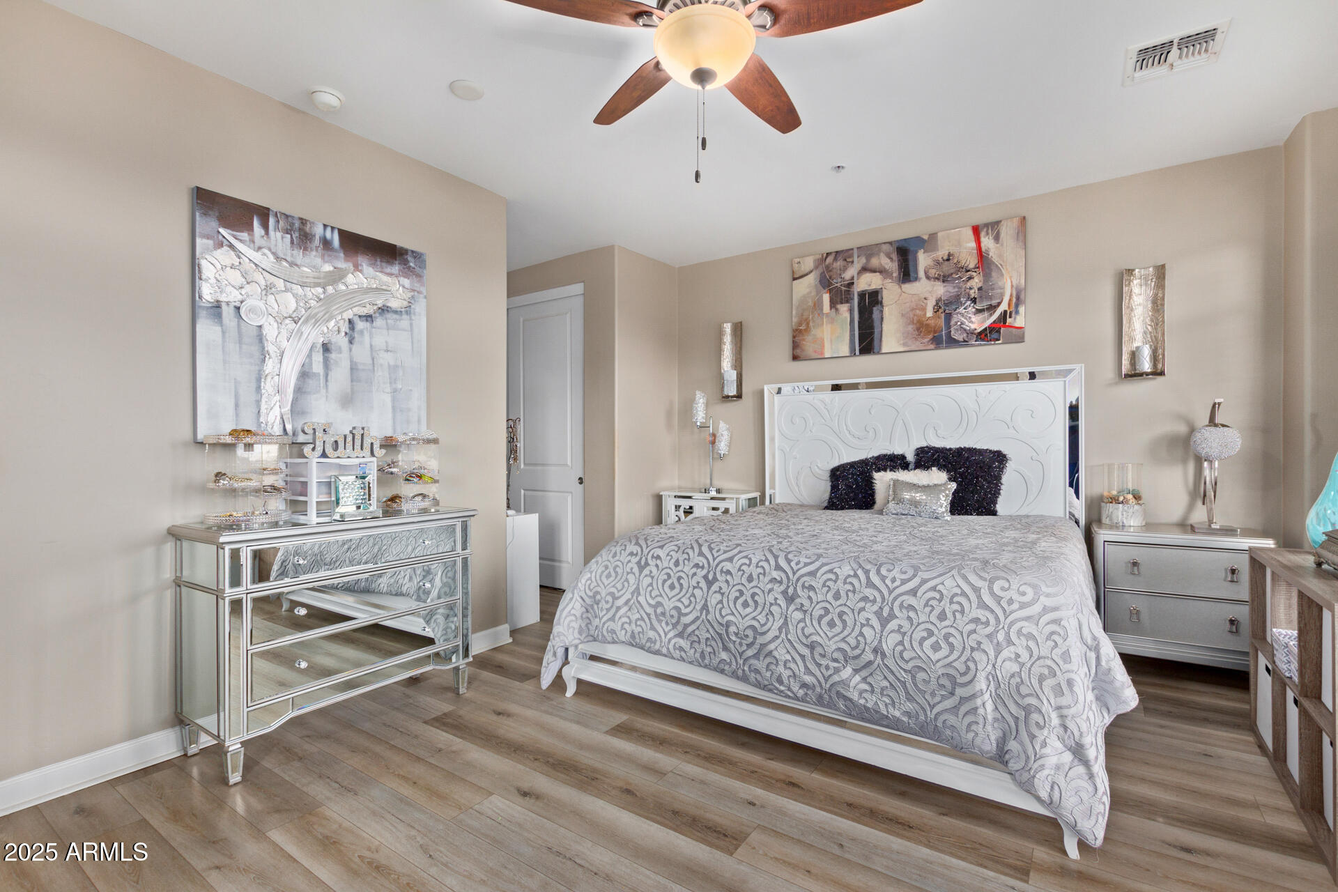 ARTESIA CONDOMINIUMS - Residential